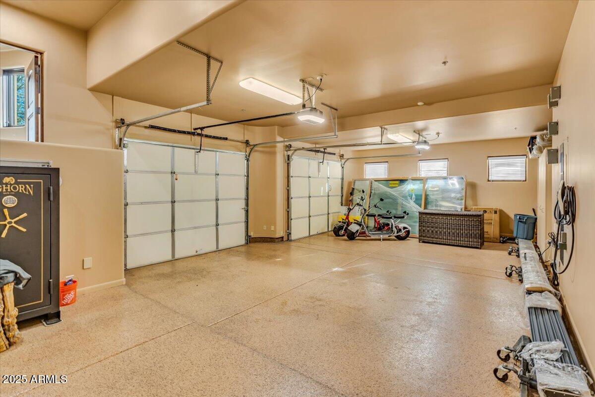 10473 E GREYTHORN Drive