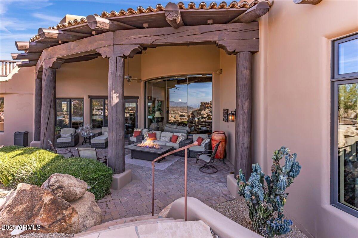 10473 E GREYTHORN Drive