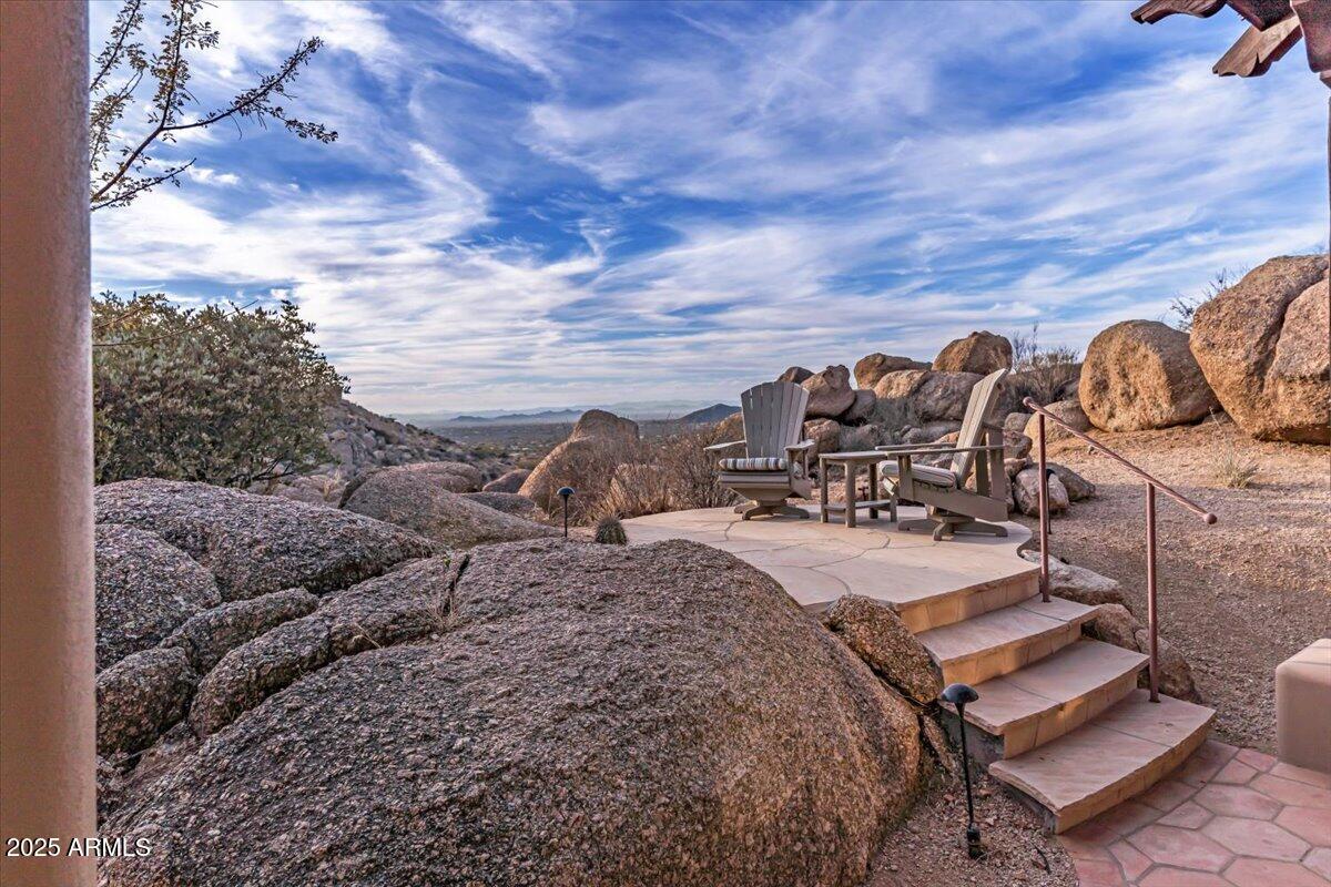 10473 E GREYTHORN Drive