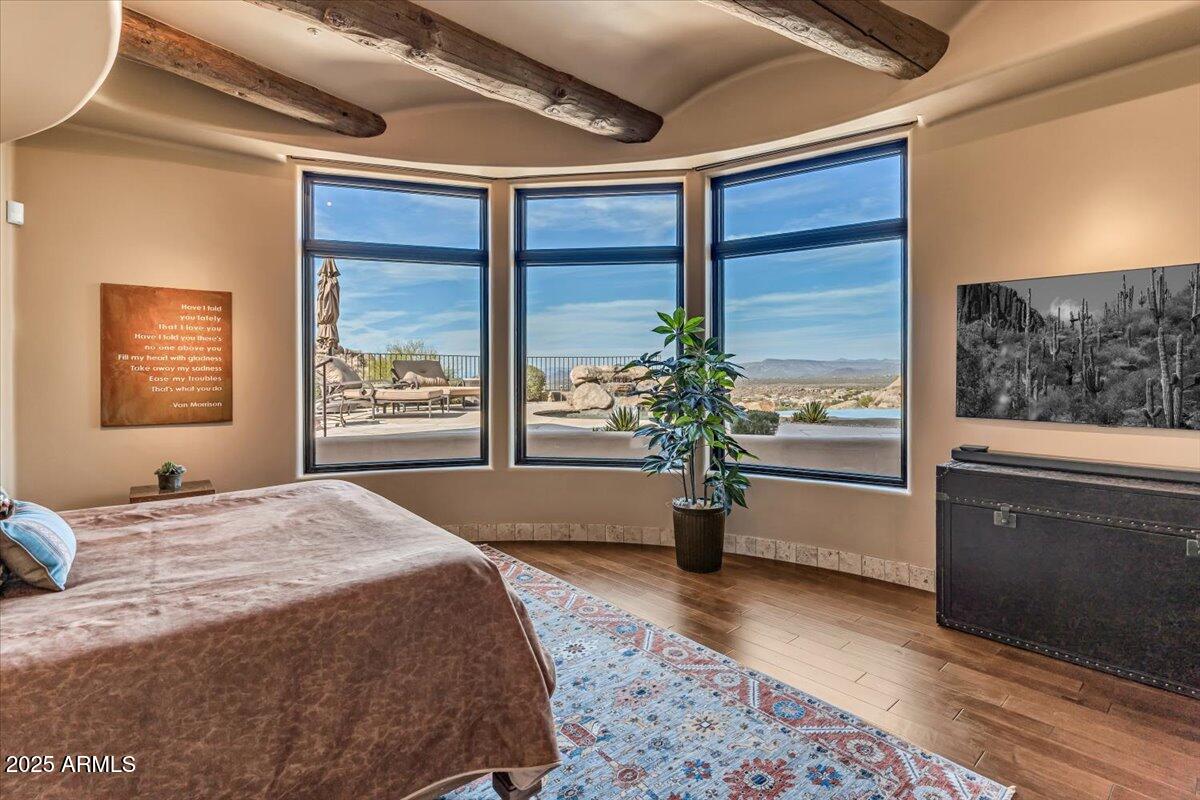 10473 E GREYTHORN Drive