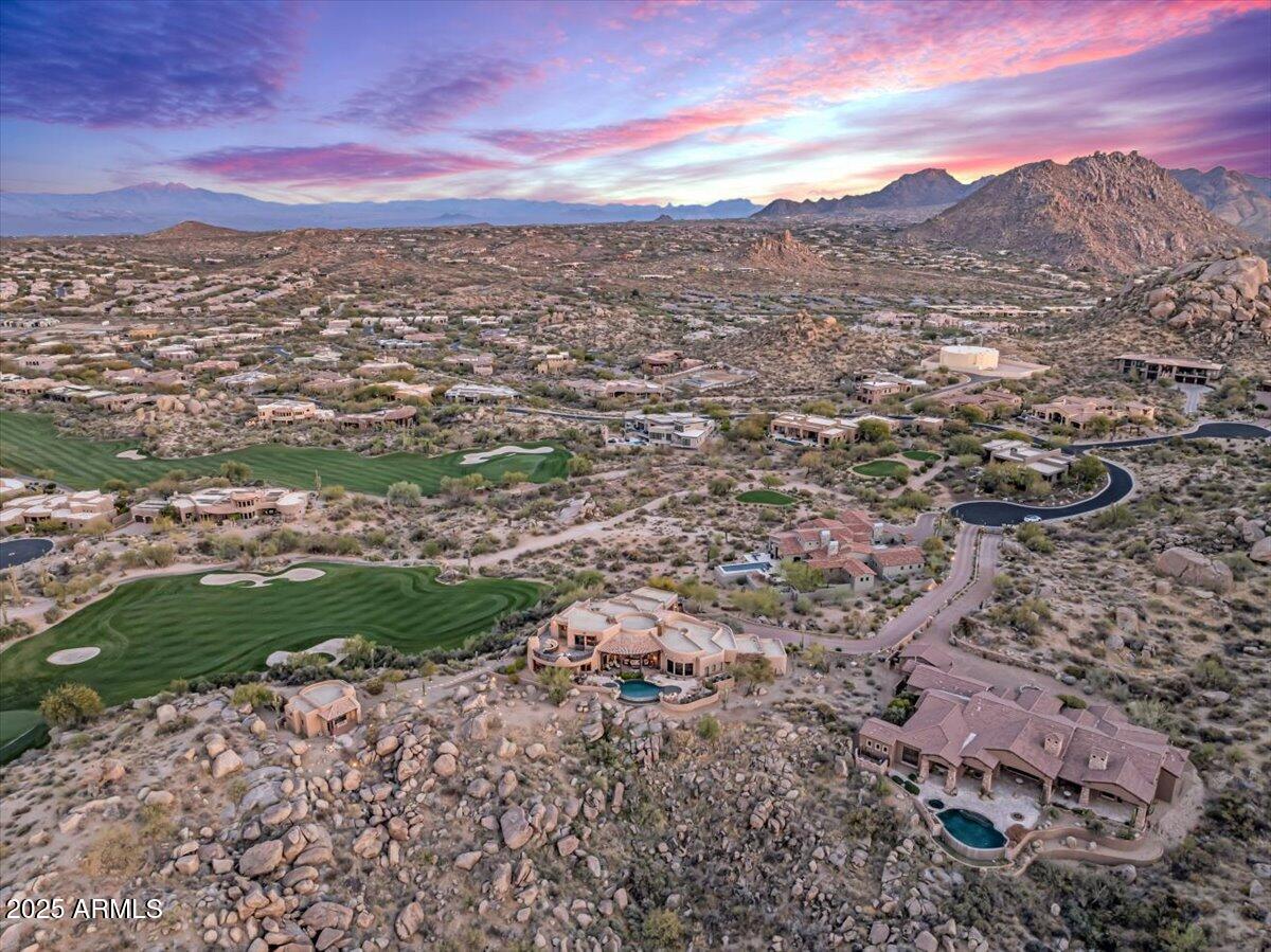 10473 E GREYTHORN Drive