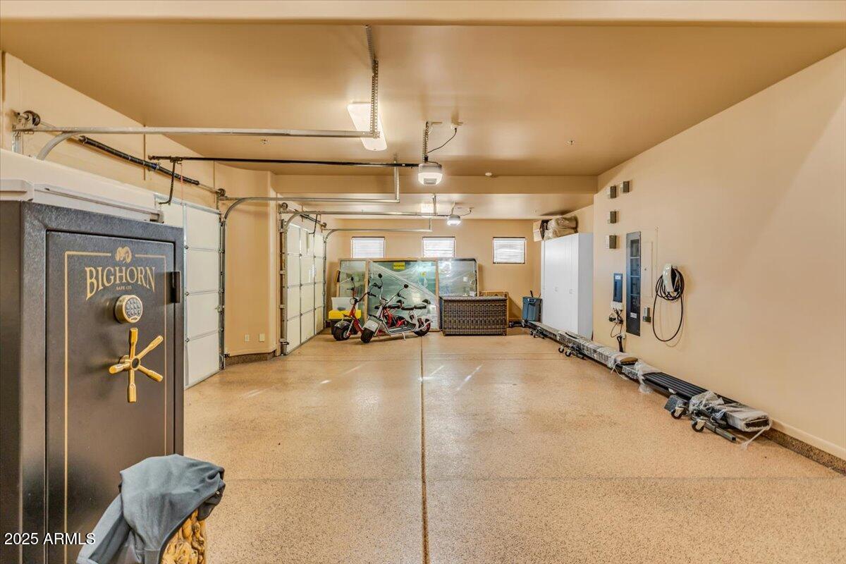 10473 E GREYTHORN Drive