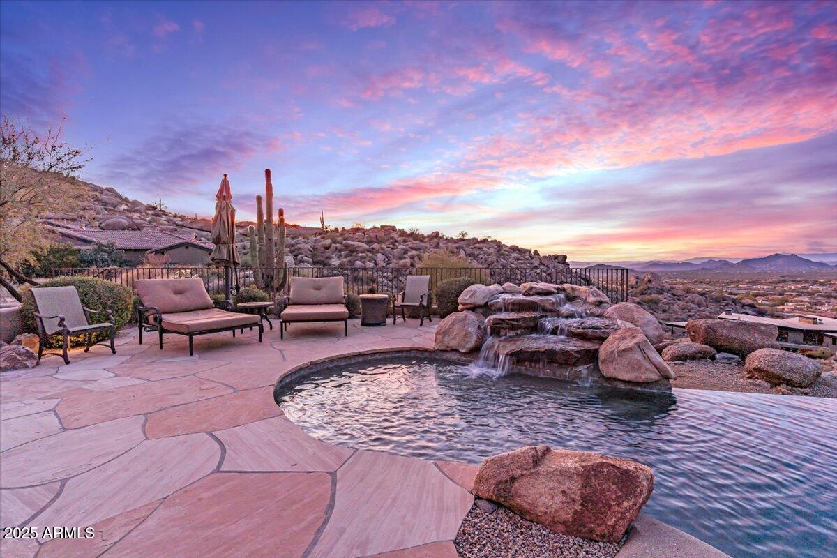 10473 E GREYTHORN Drive