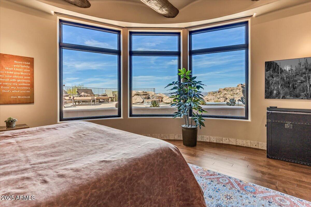 10473 E GREYTHORN Drive