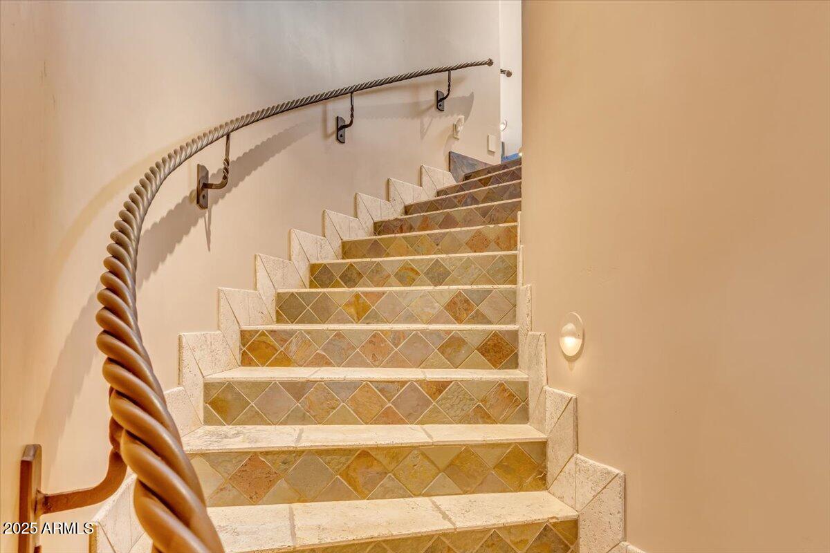 10473 E GREYTHORN Drive