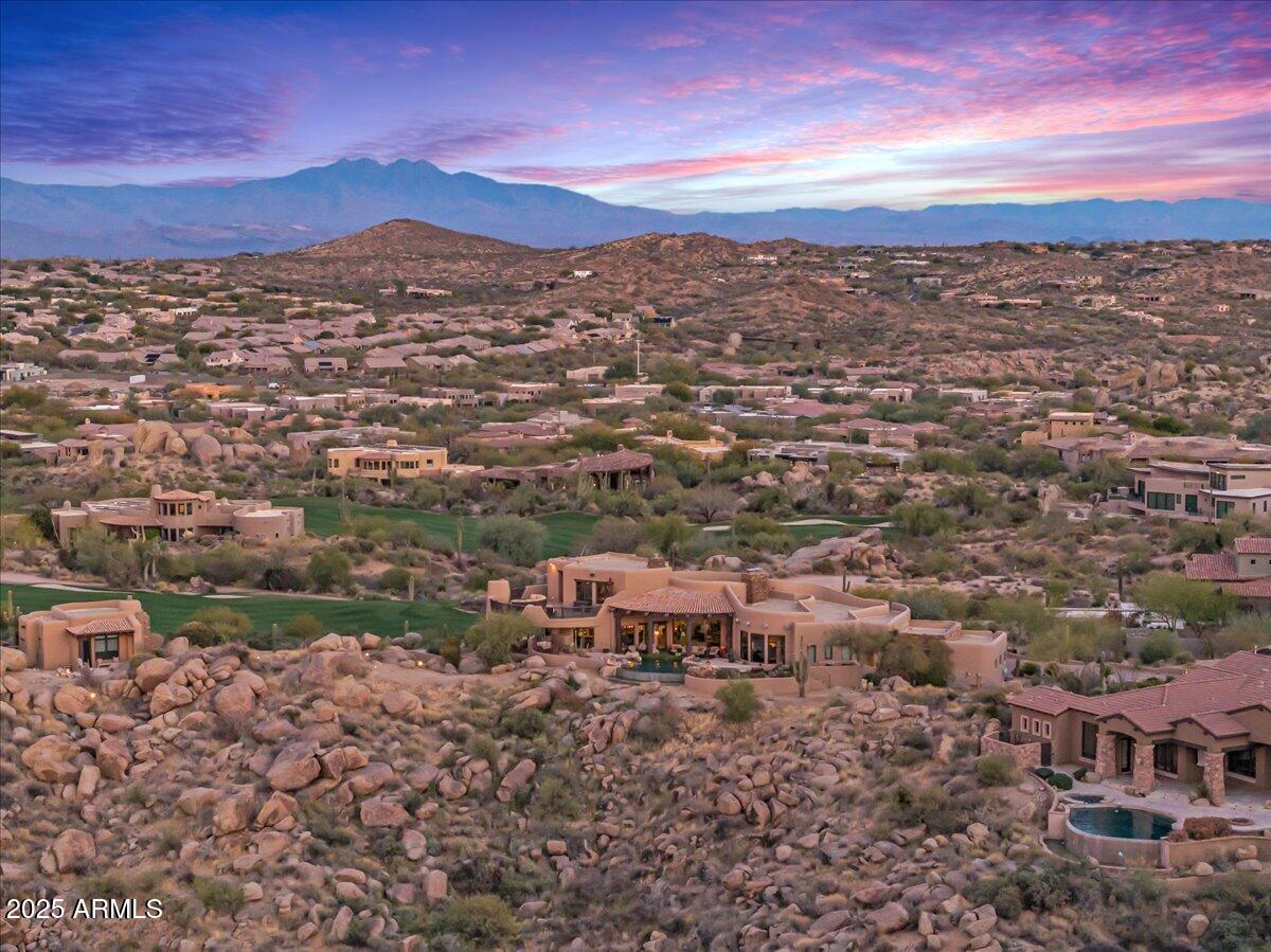 10473 E GREYTHORN Drive