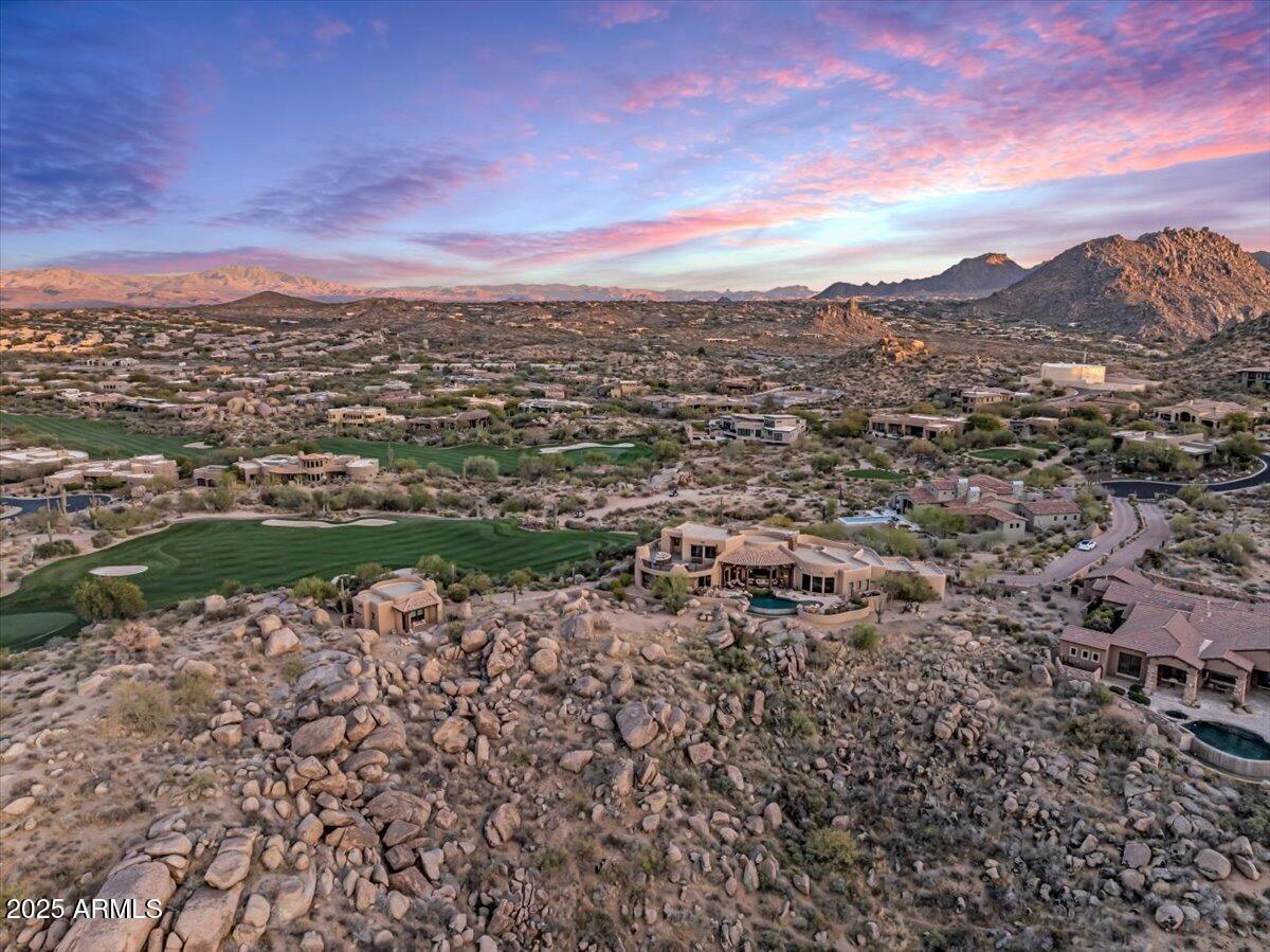 10473 E GREYTHORN Drive