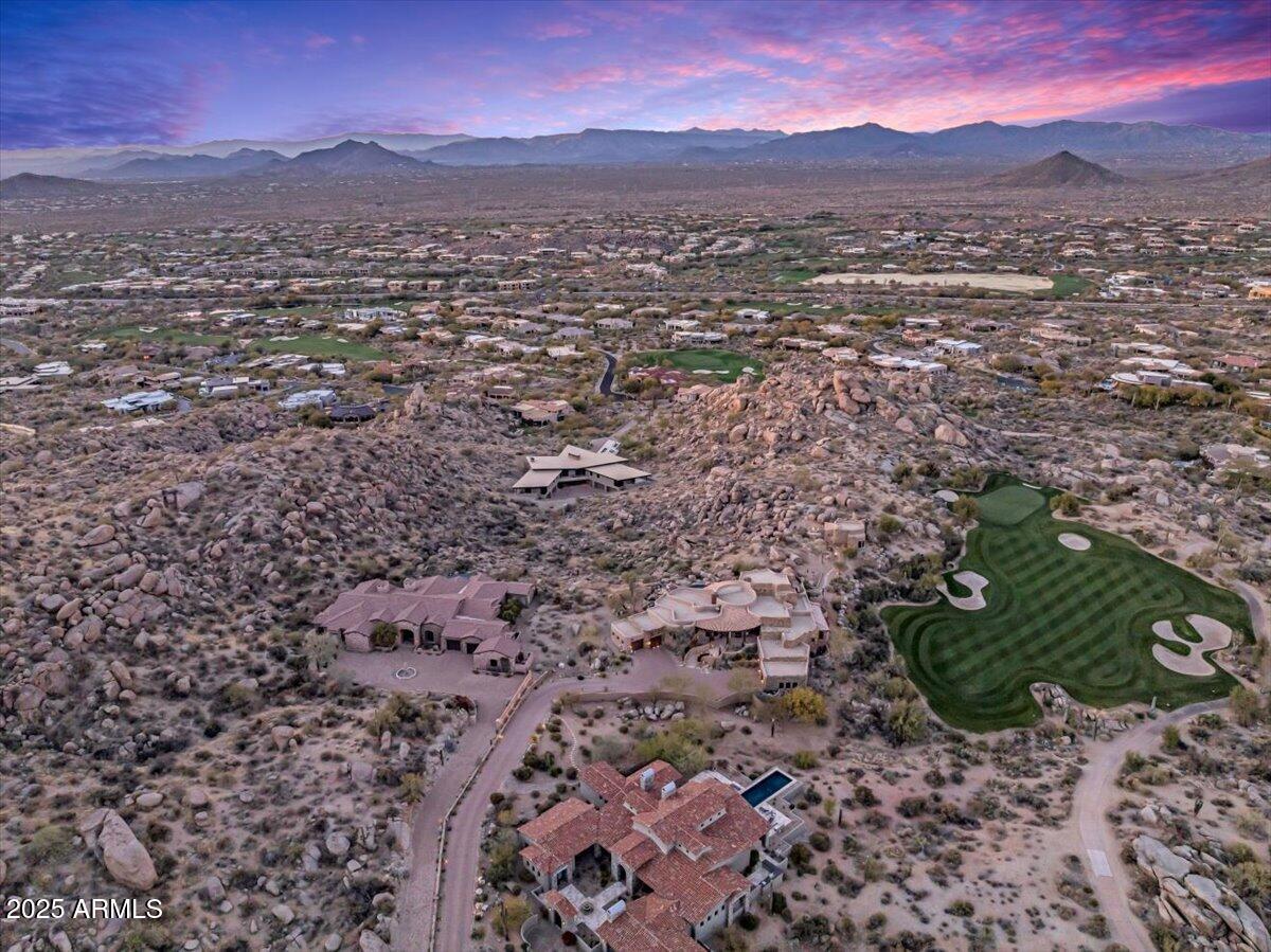 10473 E GREYTHORN Drive