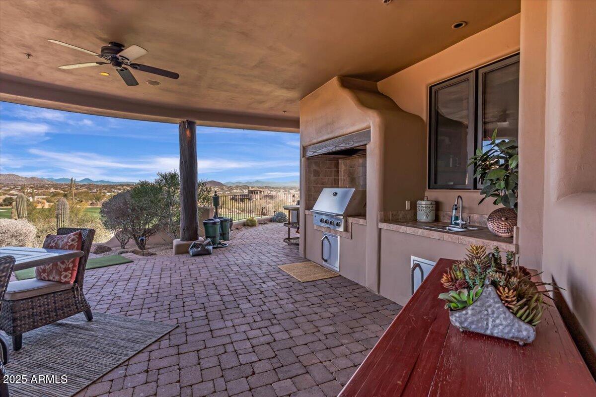 10473 E GREYTHORN Drive