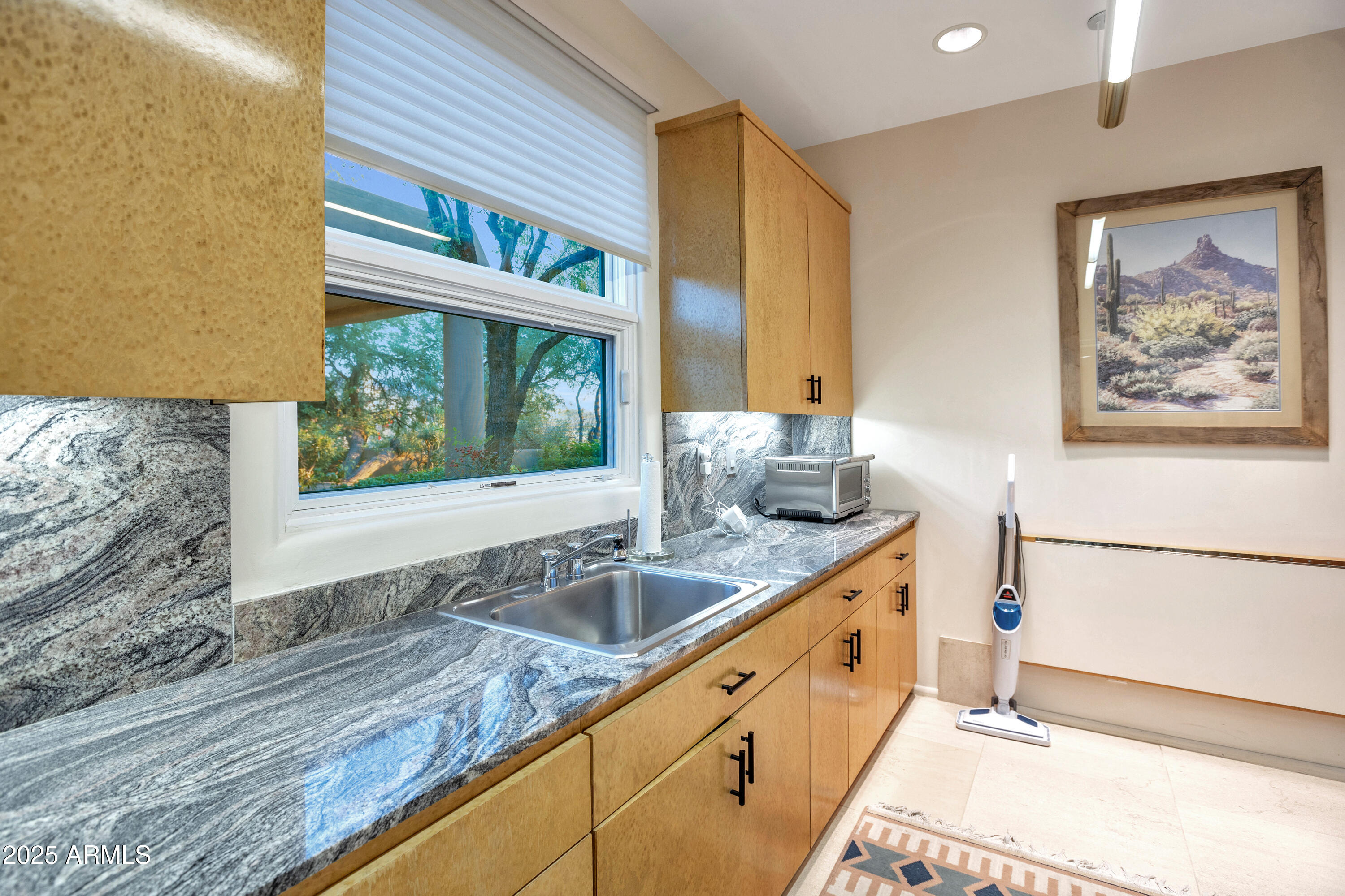 10040 E HAPPY VALLEY Road 595