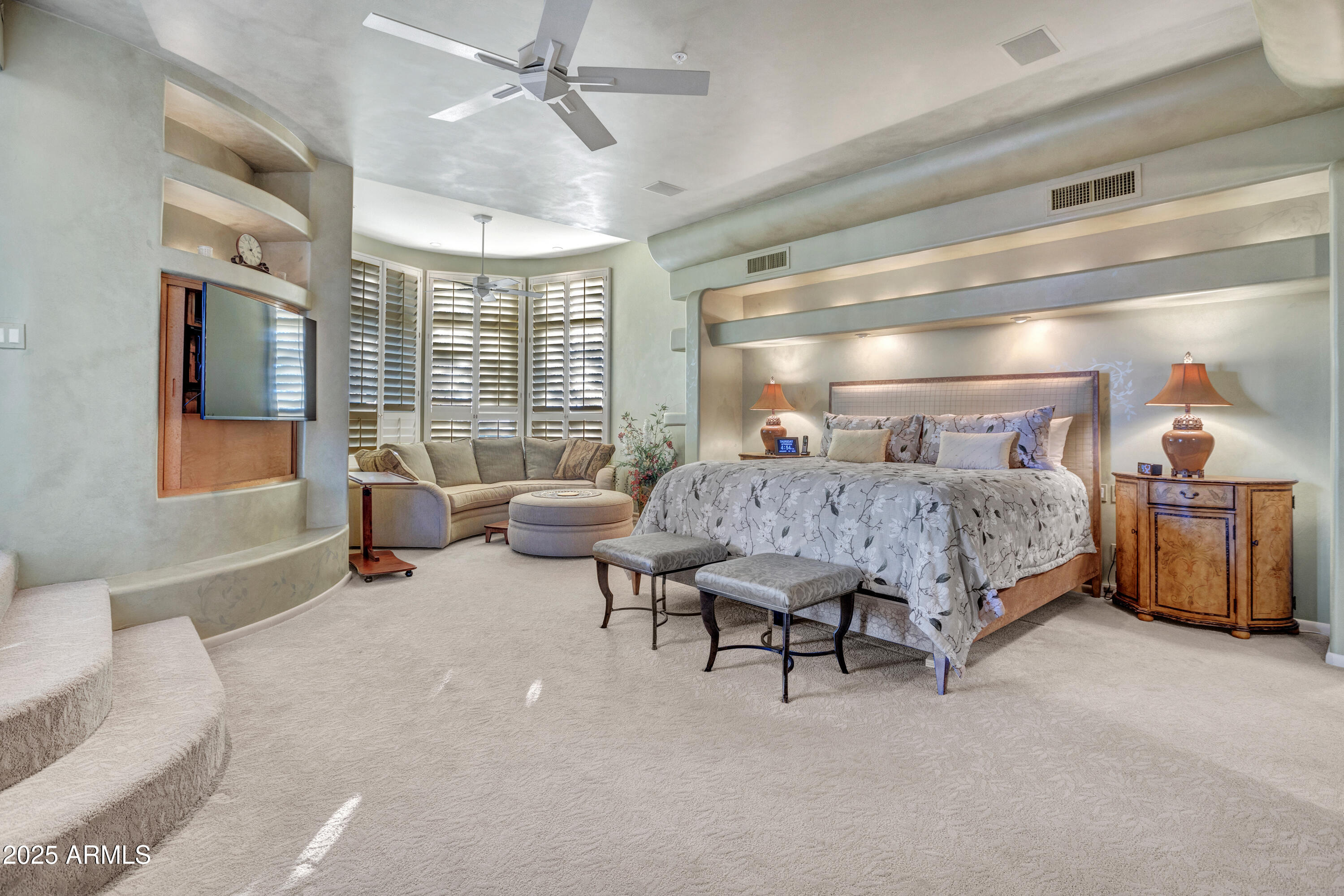 10040 E HAPPY VALLEY Road 595