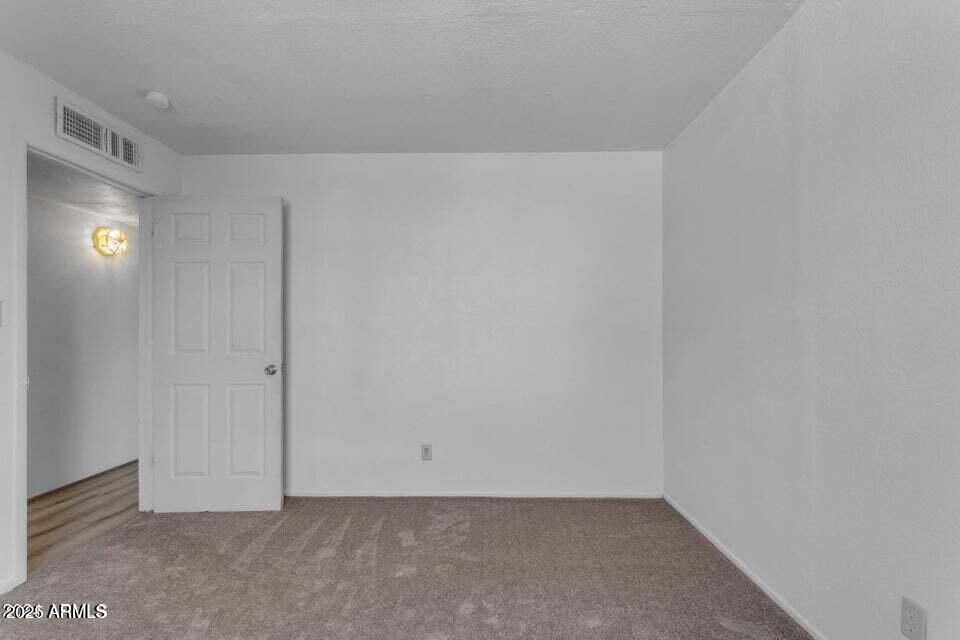 330 W Northern Avenue