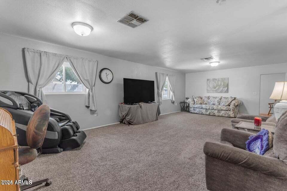 330 W Northern Avenue