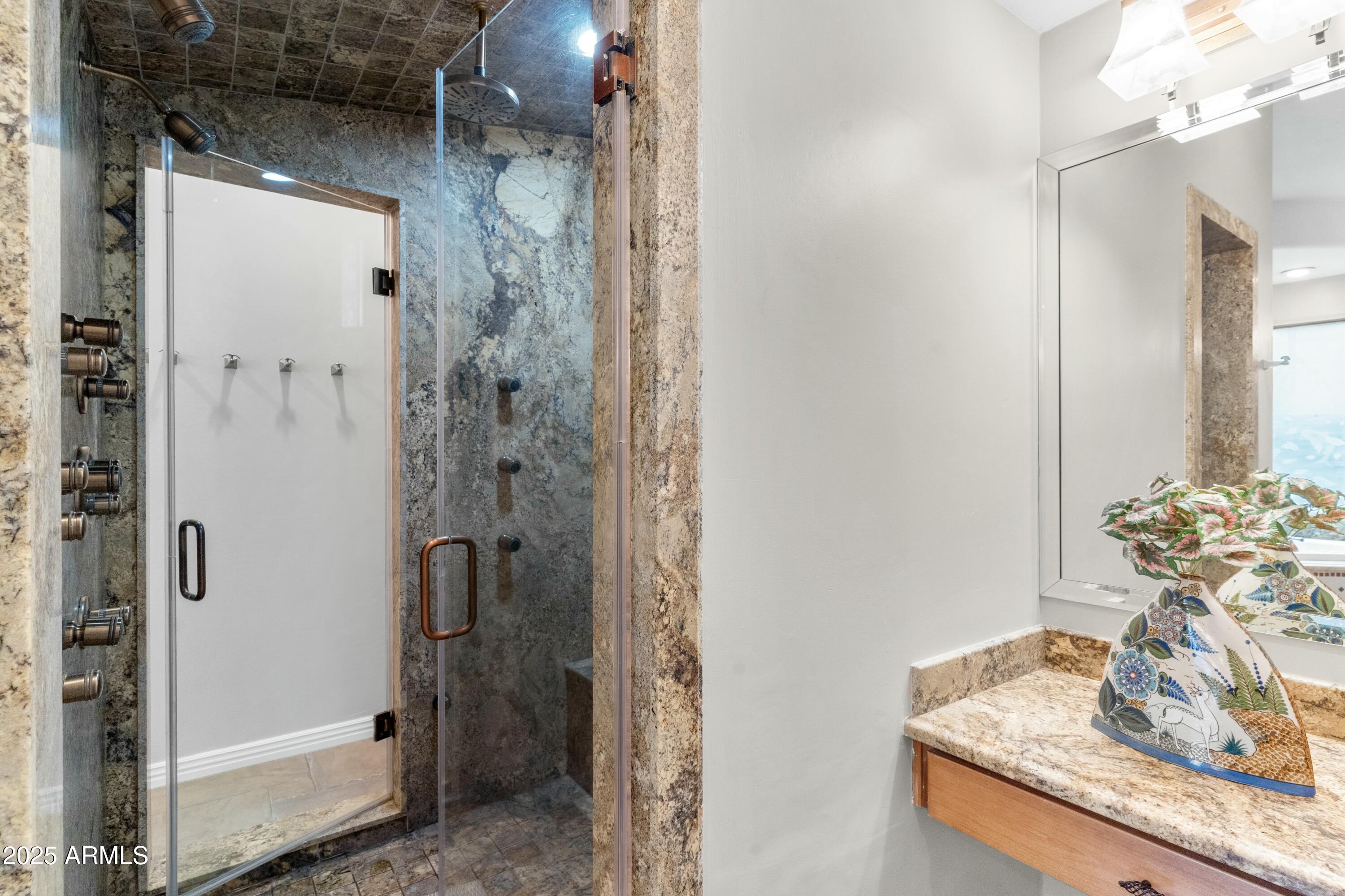 9869 E DAVENPORT Drive