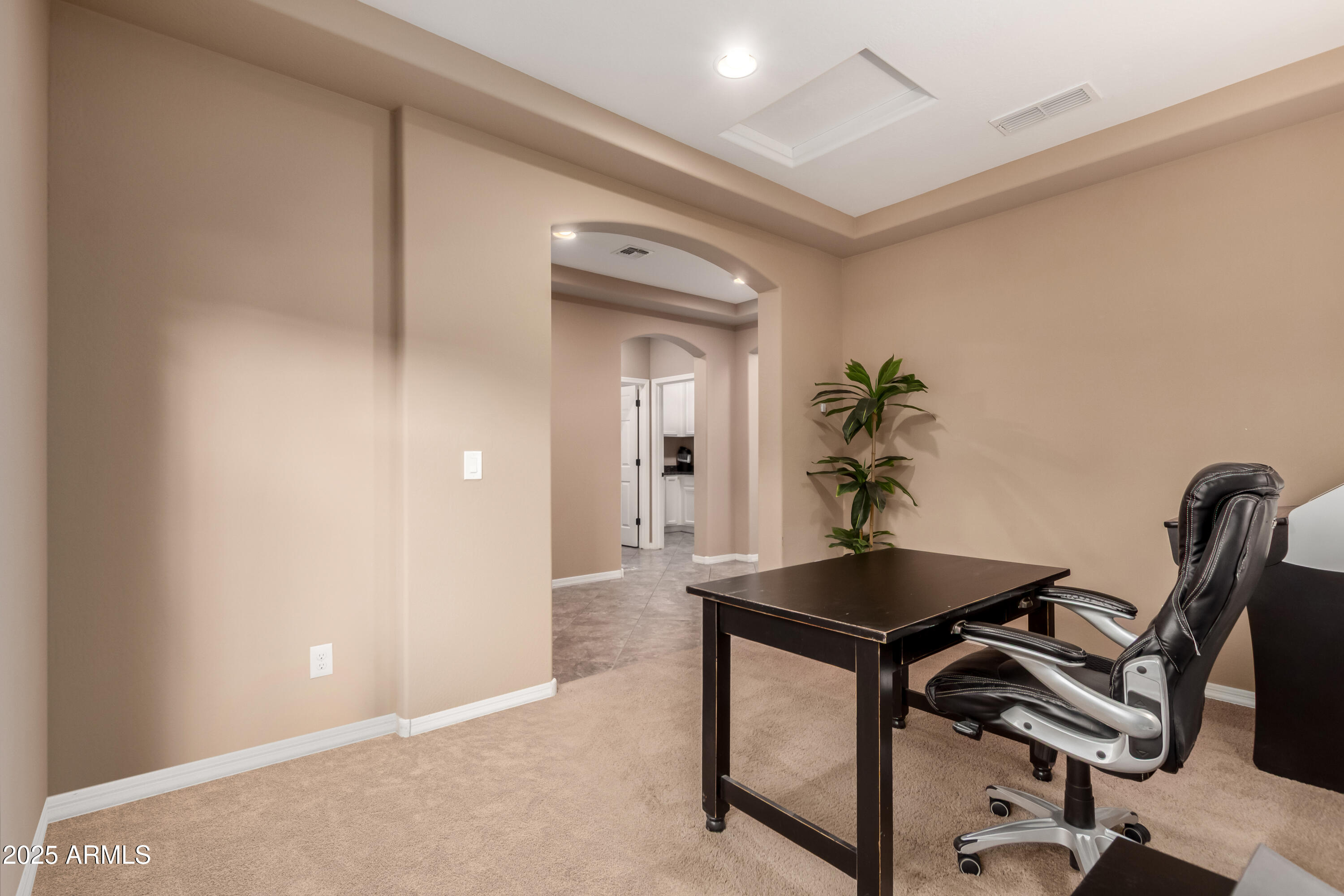2607 W GRAY WOLF Trail