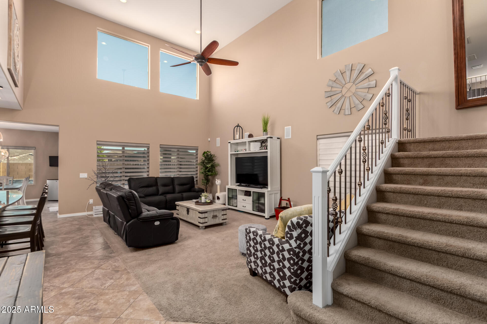 2607 W GRAY WOLF Trail