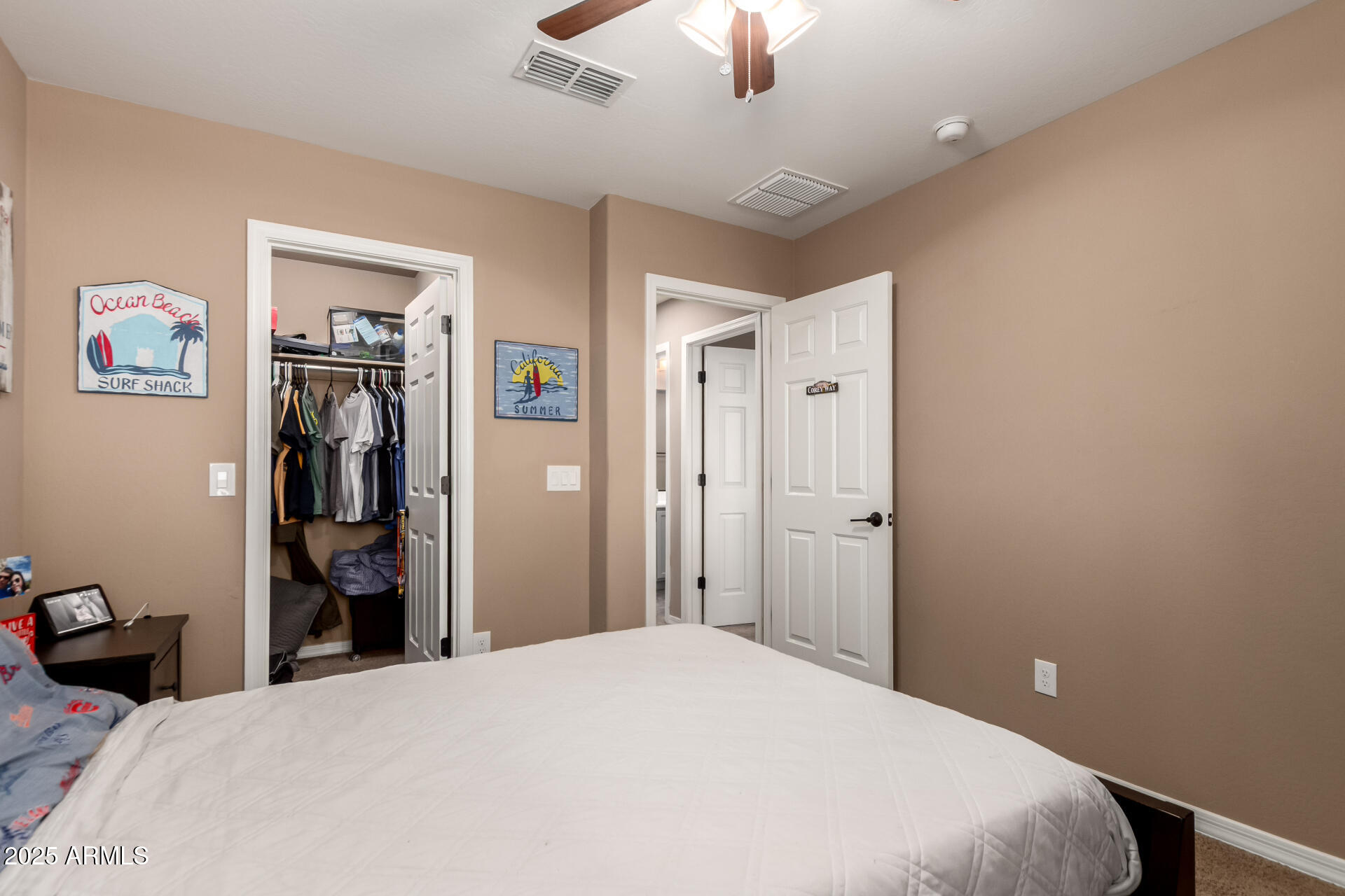 2607 W GRAY WOLF Trail