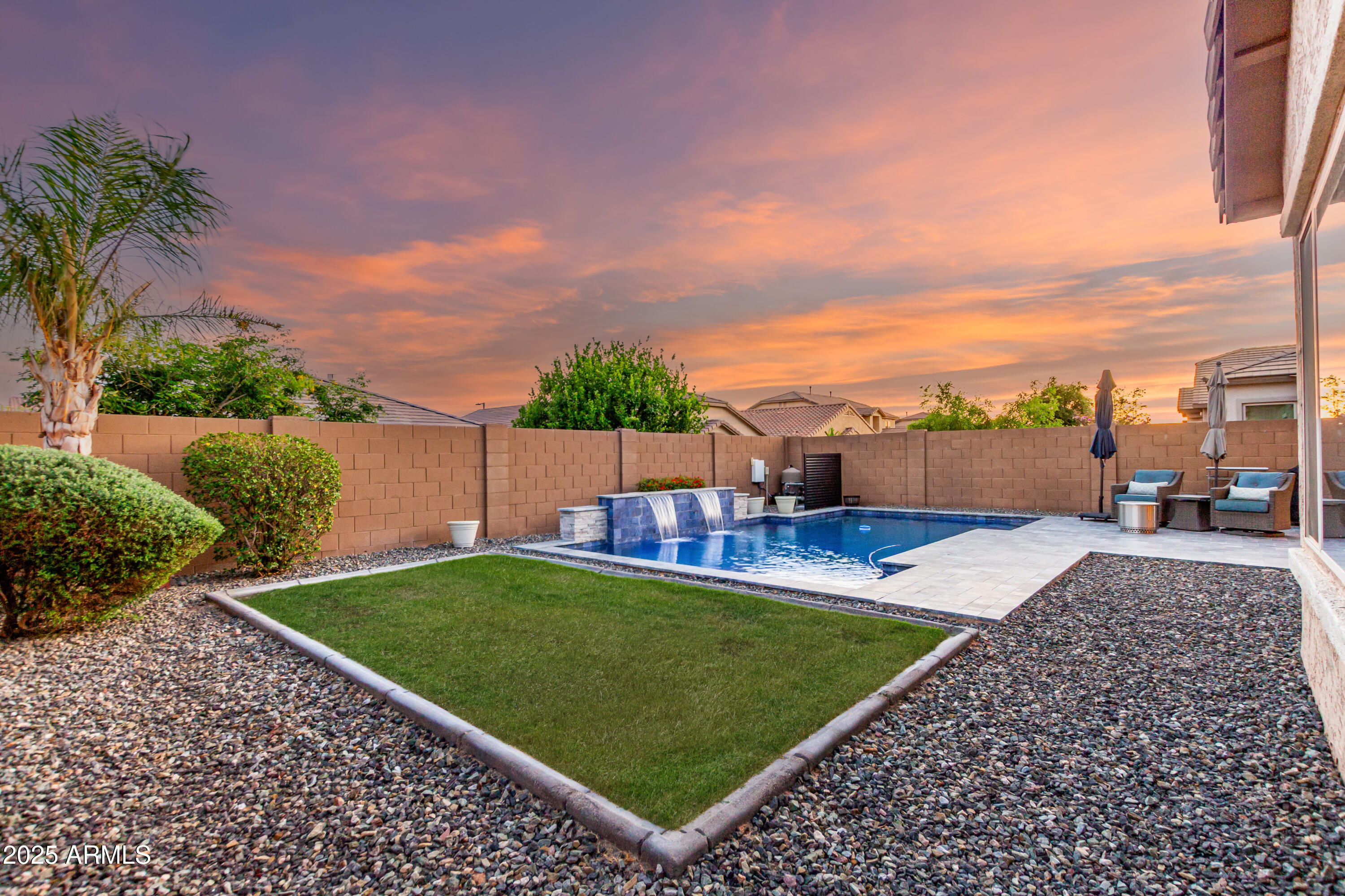 2607 W GRAY WOLF Trail