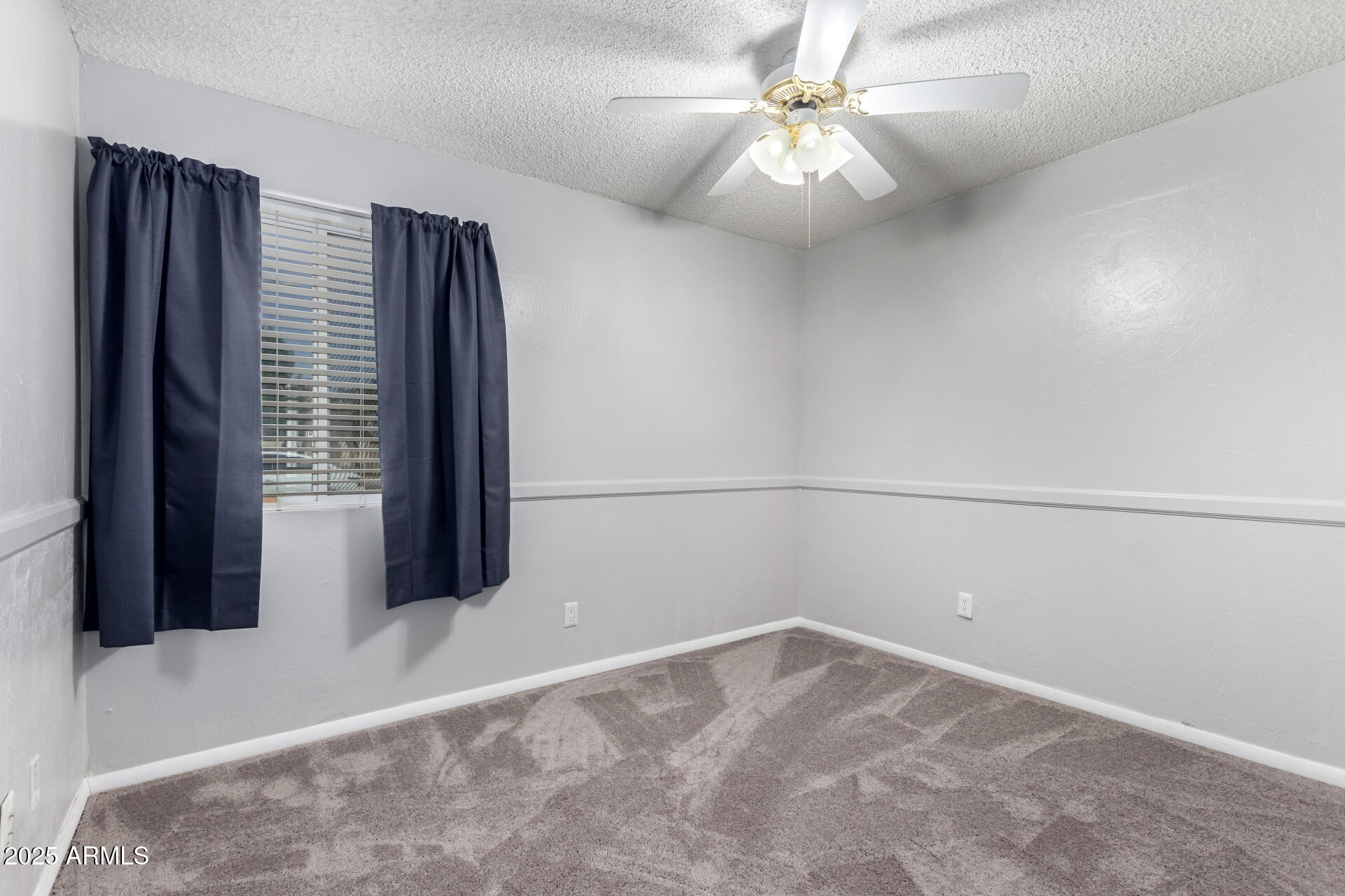 810 W VILLA MARIA Drive