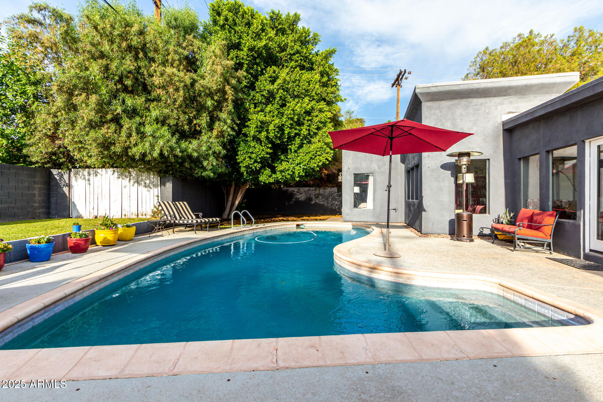 6746 E MONTEROSA Street