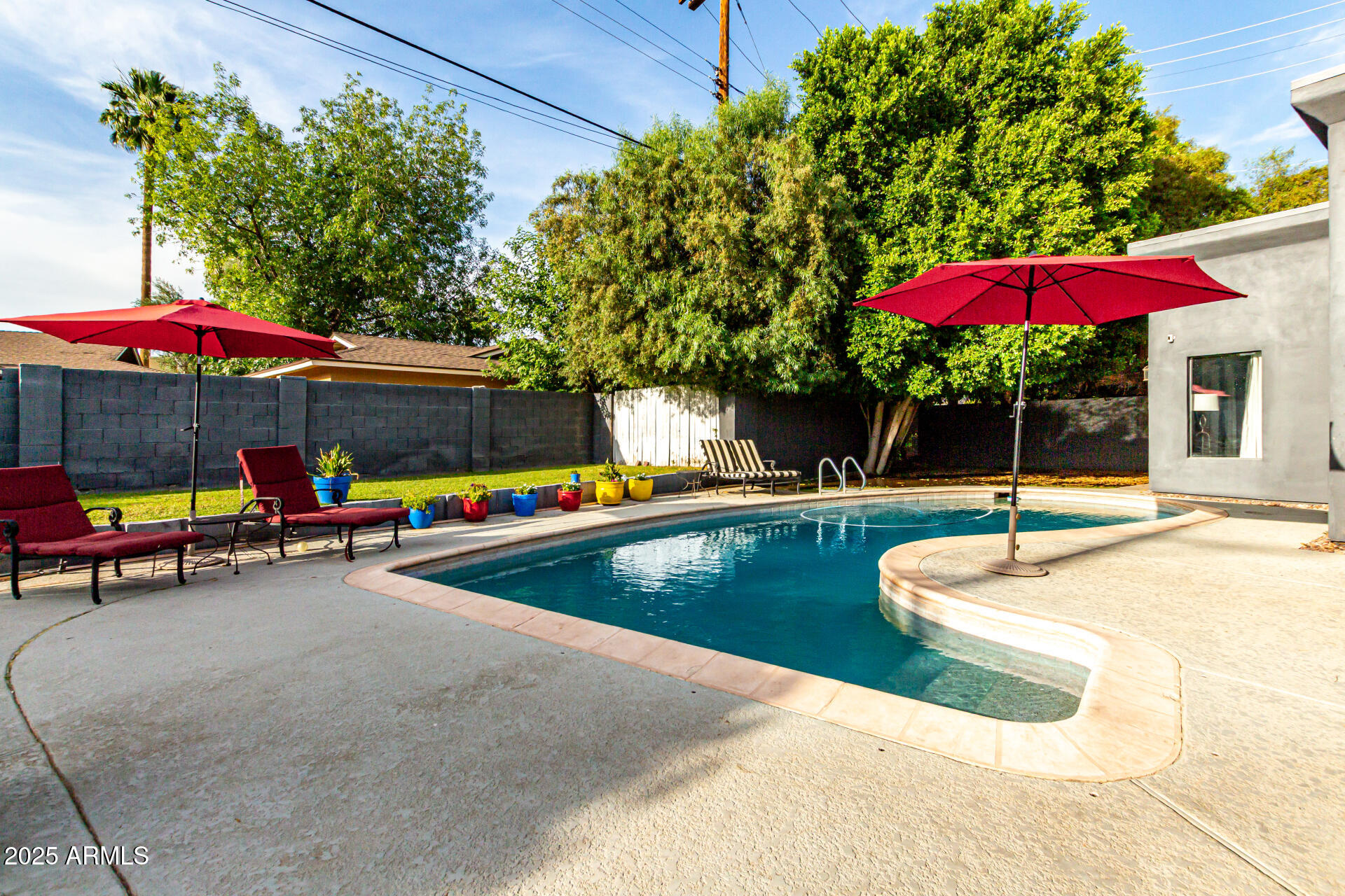 6746 E MONTEROSA Street