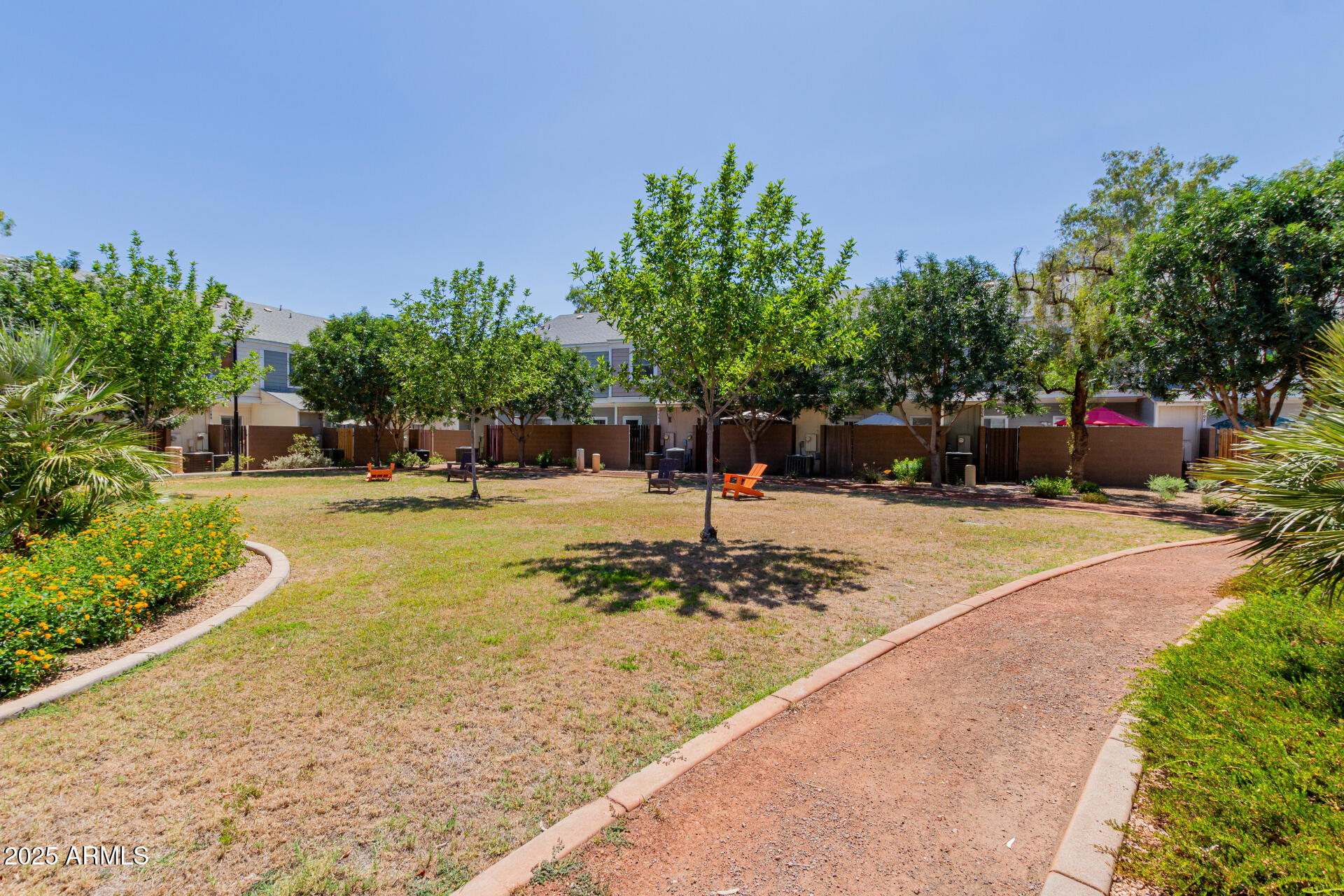 1600 N SABA Street, 151