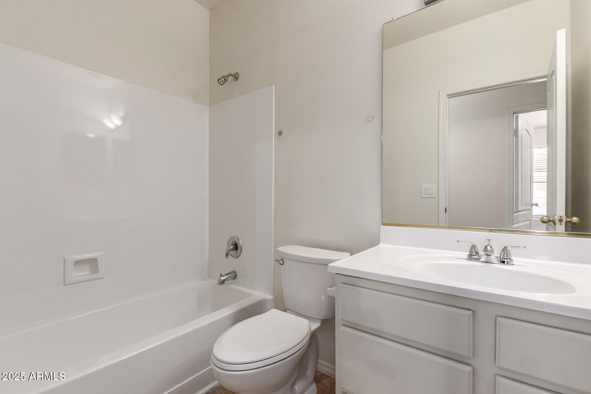 16783 W TAYLOR Street