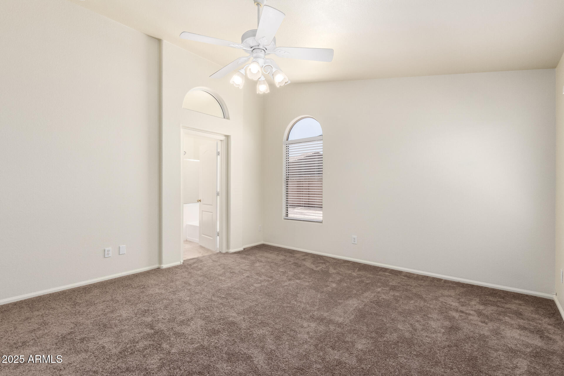 16783 W TAYLOR Street