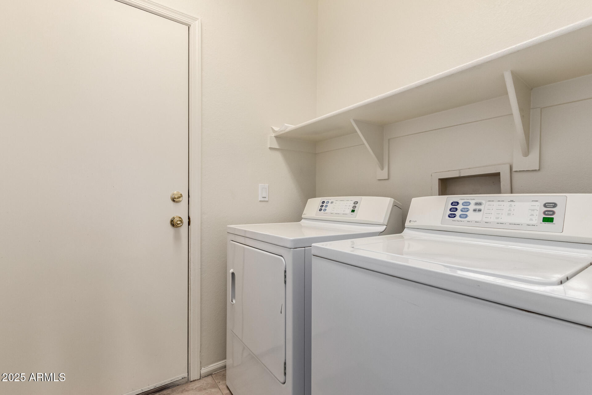 16783 W TAYLOR Street