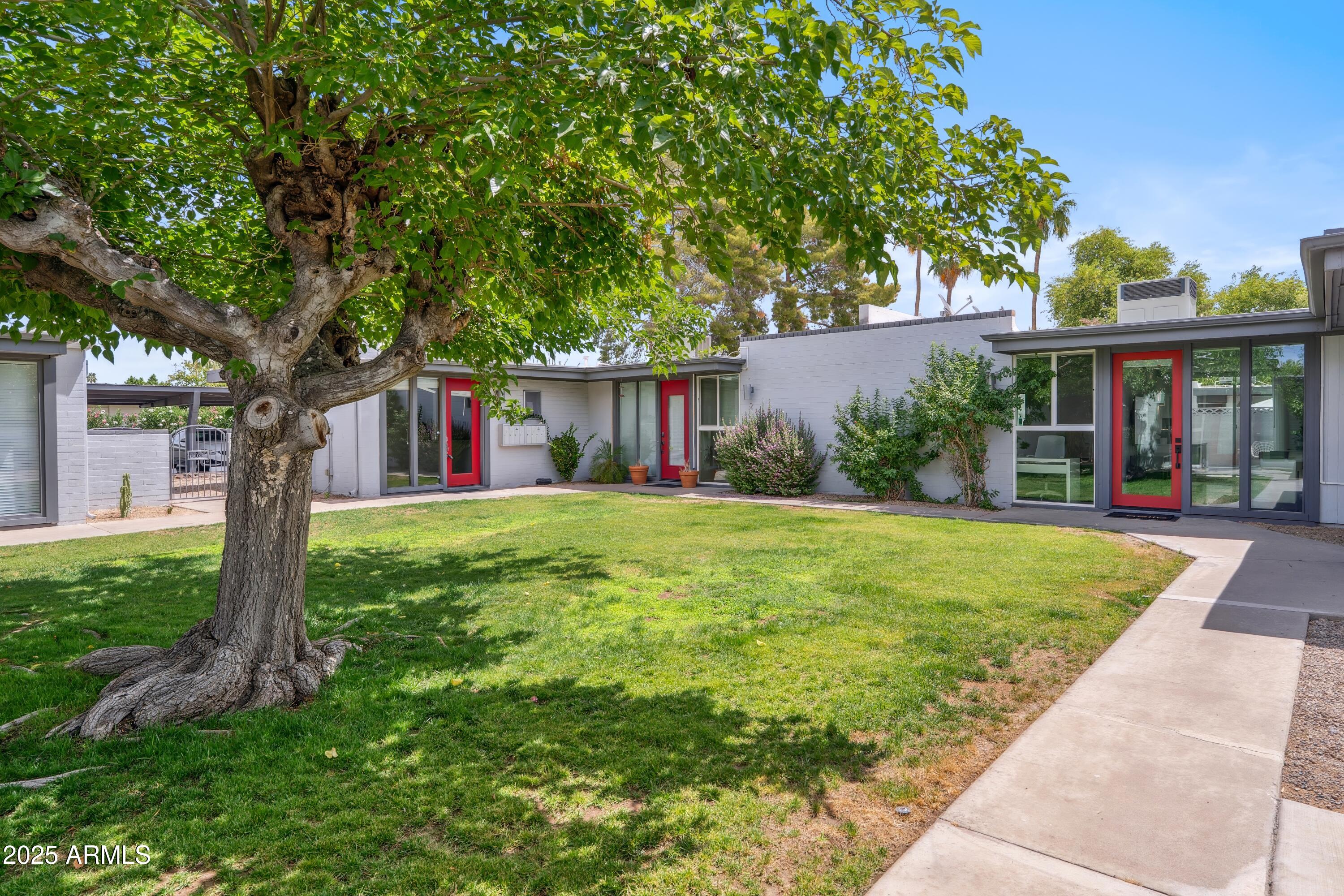 4206 N 38TH Street, 3