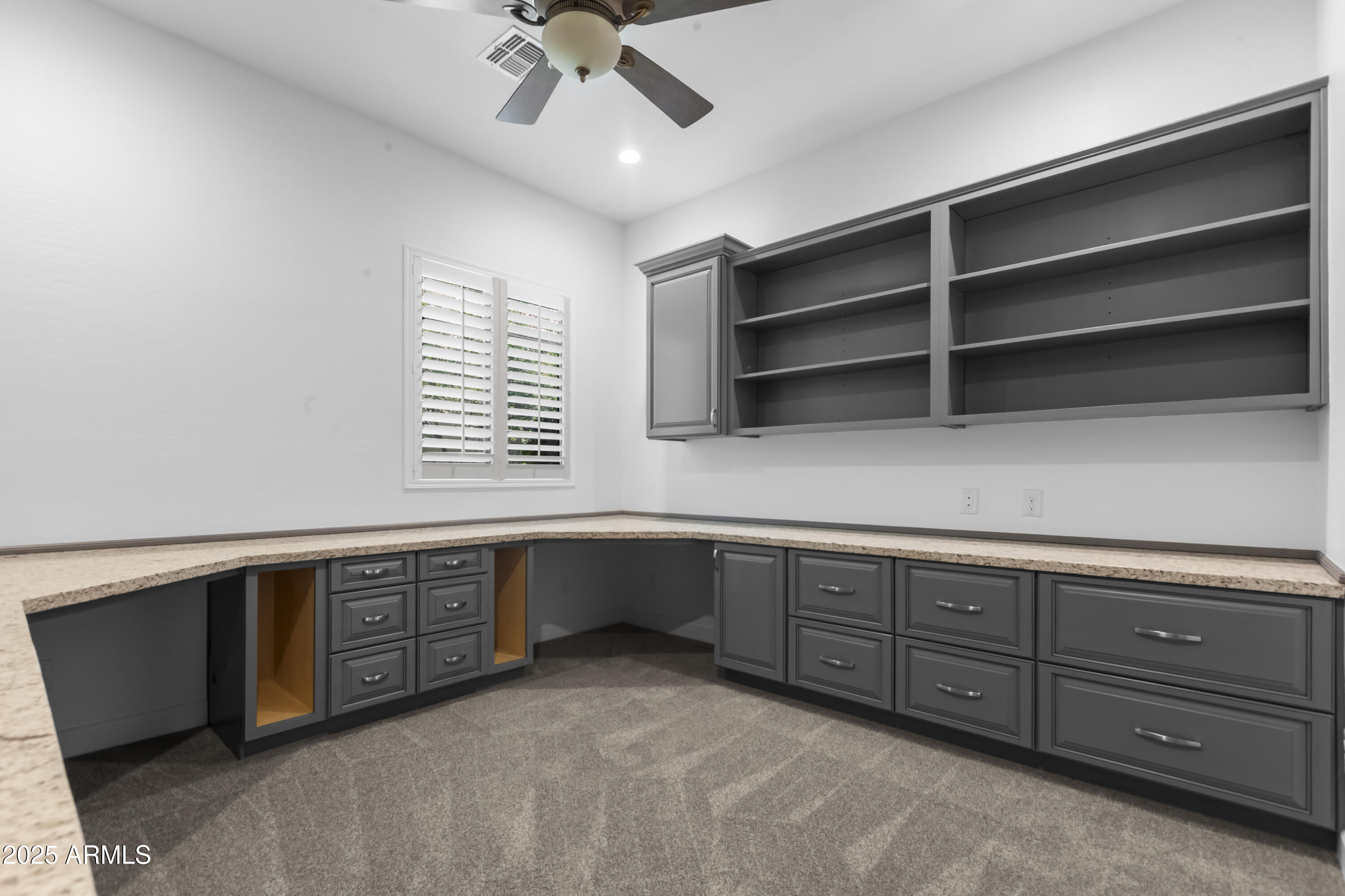 2754 E KINGBIRD Drive