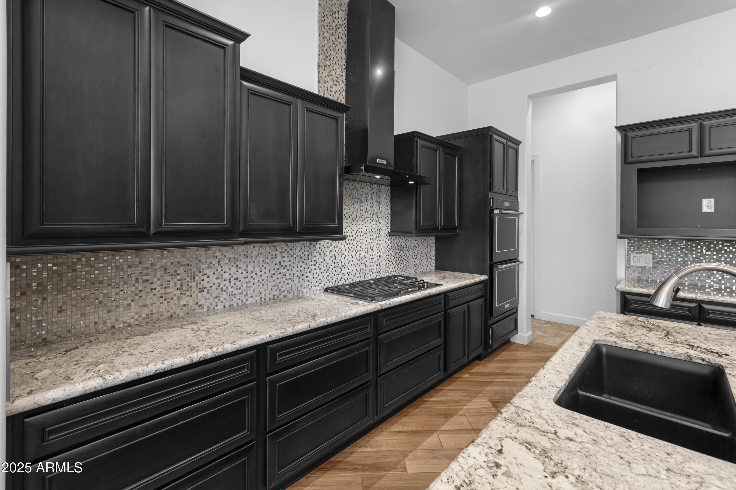 2754 E KINGBIRD Drive