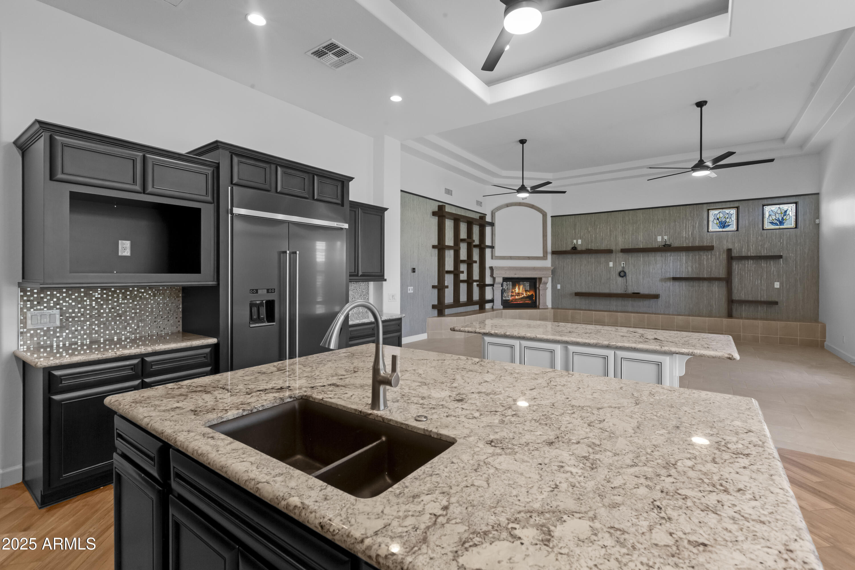 2754 E KINGBIRD Drive