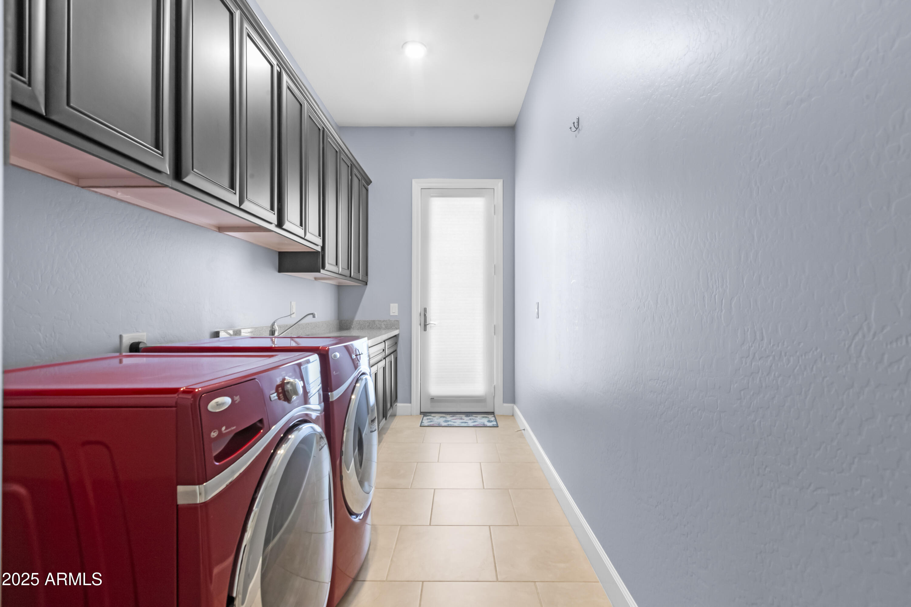 2754 E KINGBIRD Drive