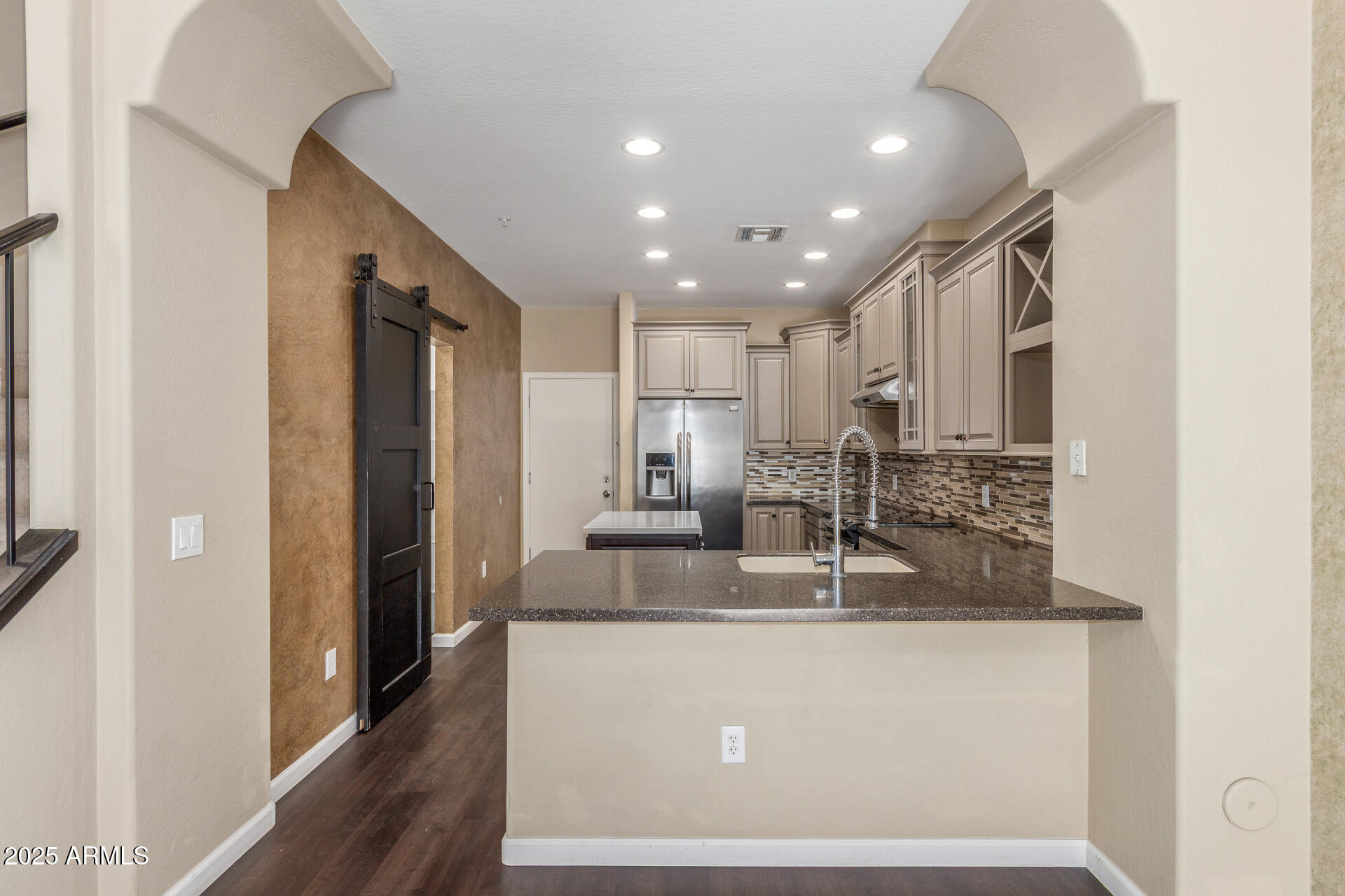 42424 N GAVILAN PEAK Parkway, 23102