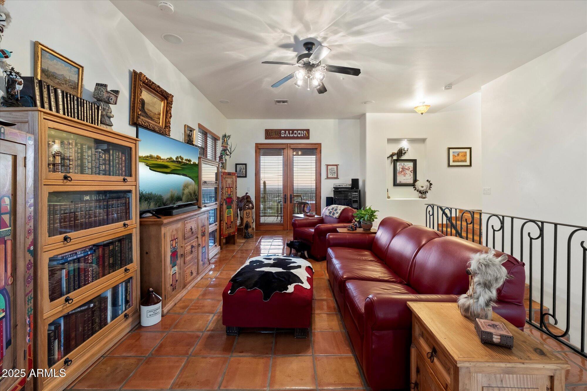 6275 E JACOB WALTZ Street