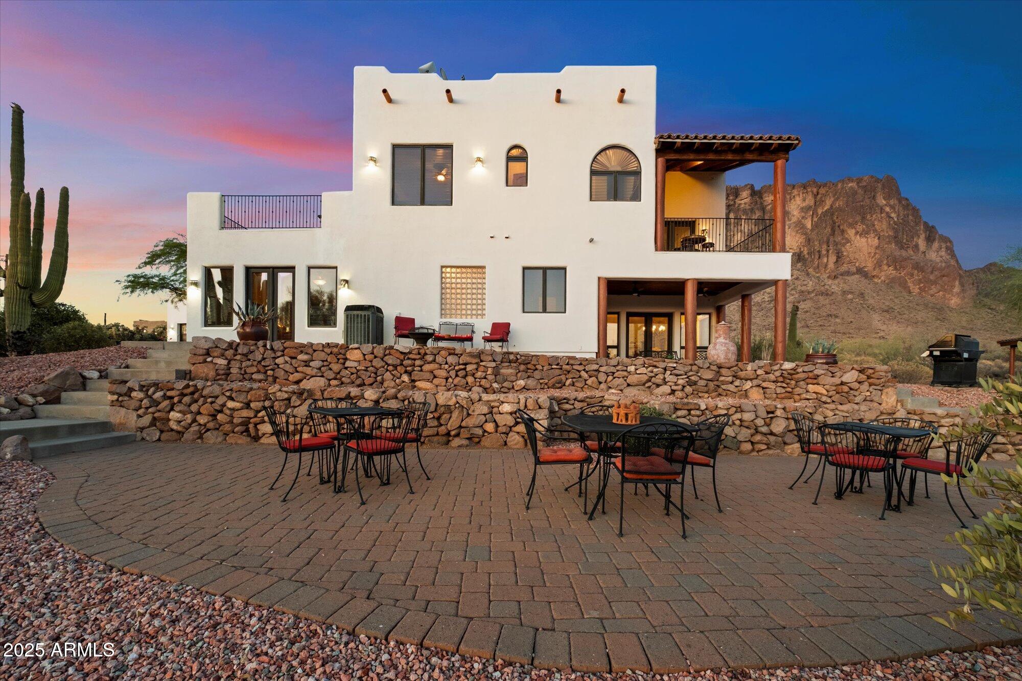 6275 E JACOB WALTZ Street