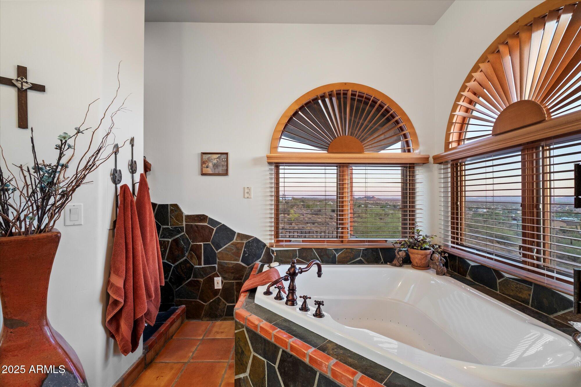 6275 E JACOB WALTZ Street