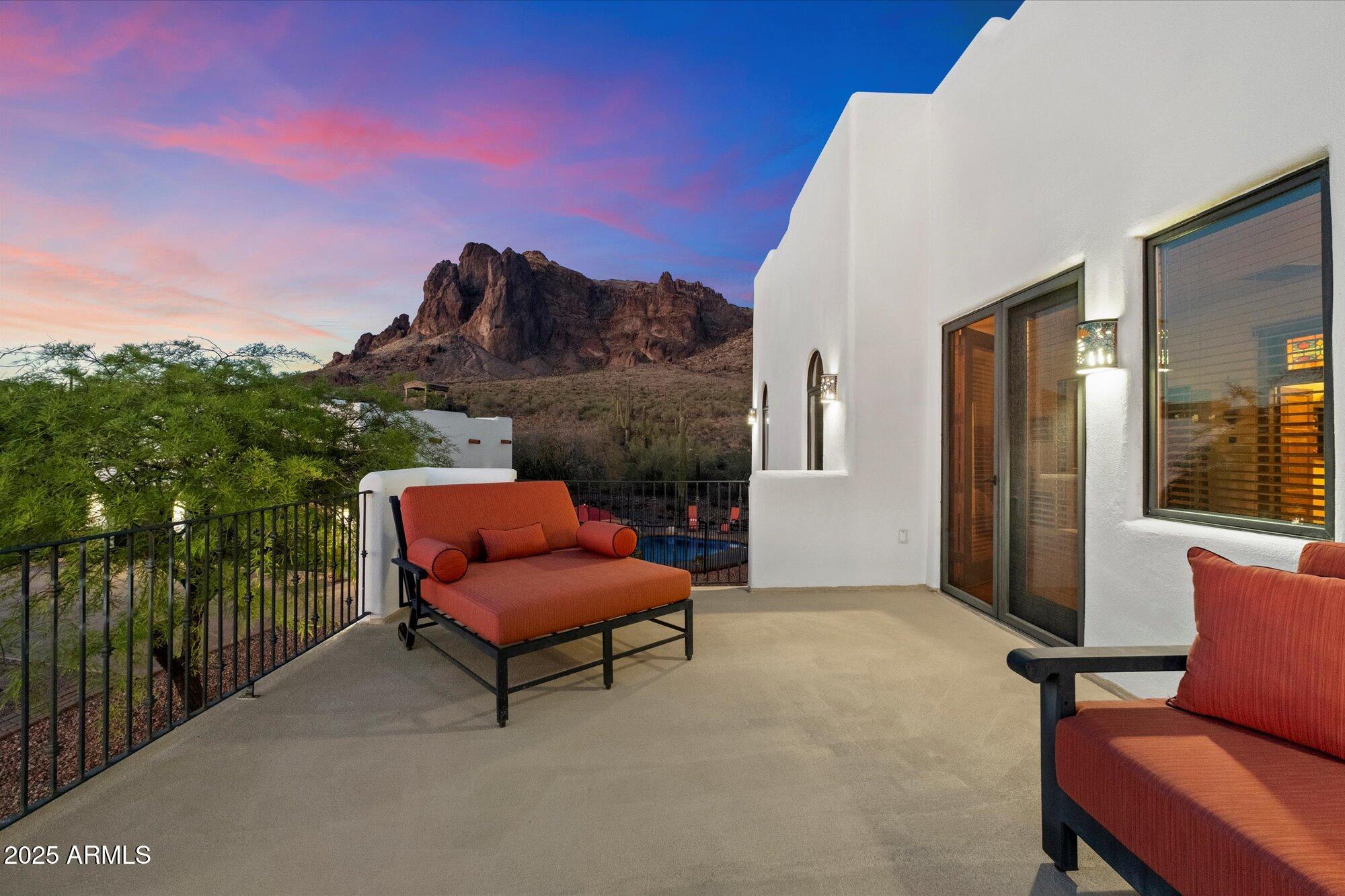 6275 E JACOB WALTZ Street