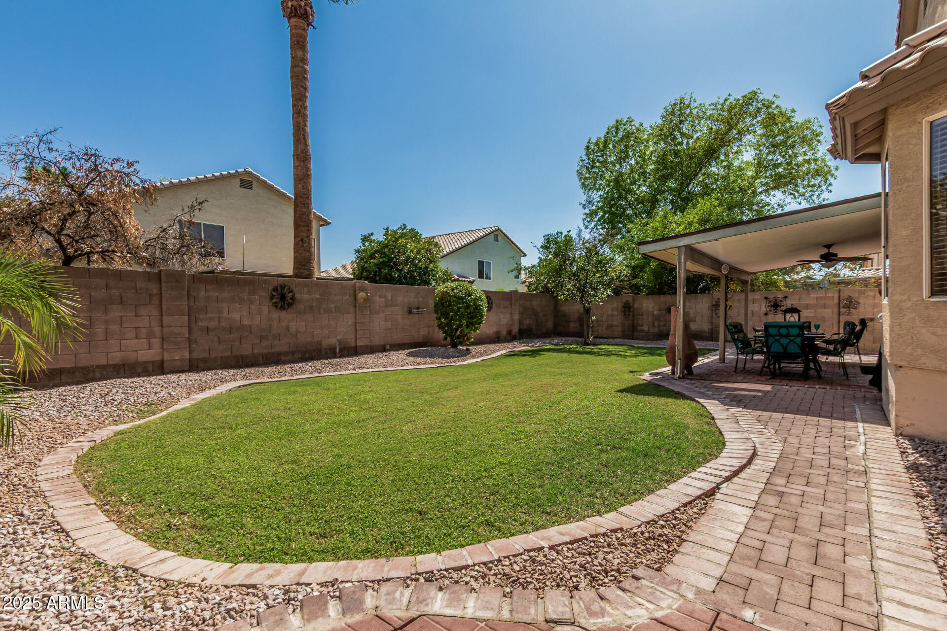 929 W PALO VERDE Street