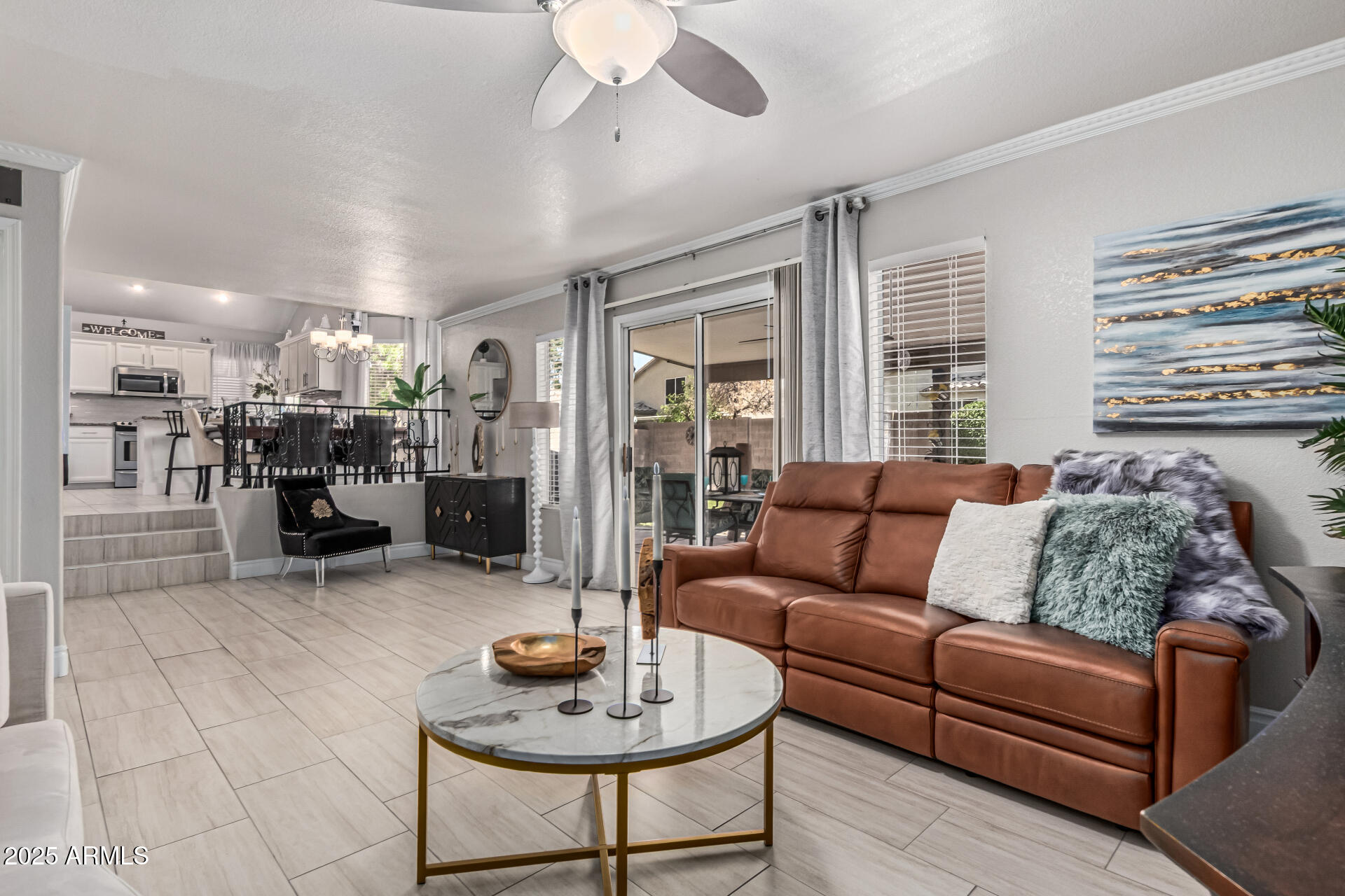 929 W PALO VERDE Street