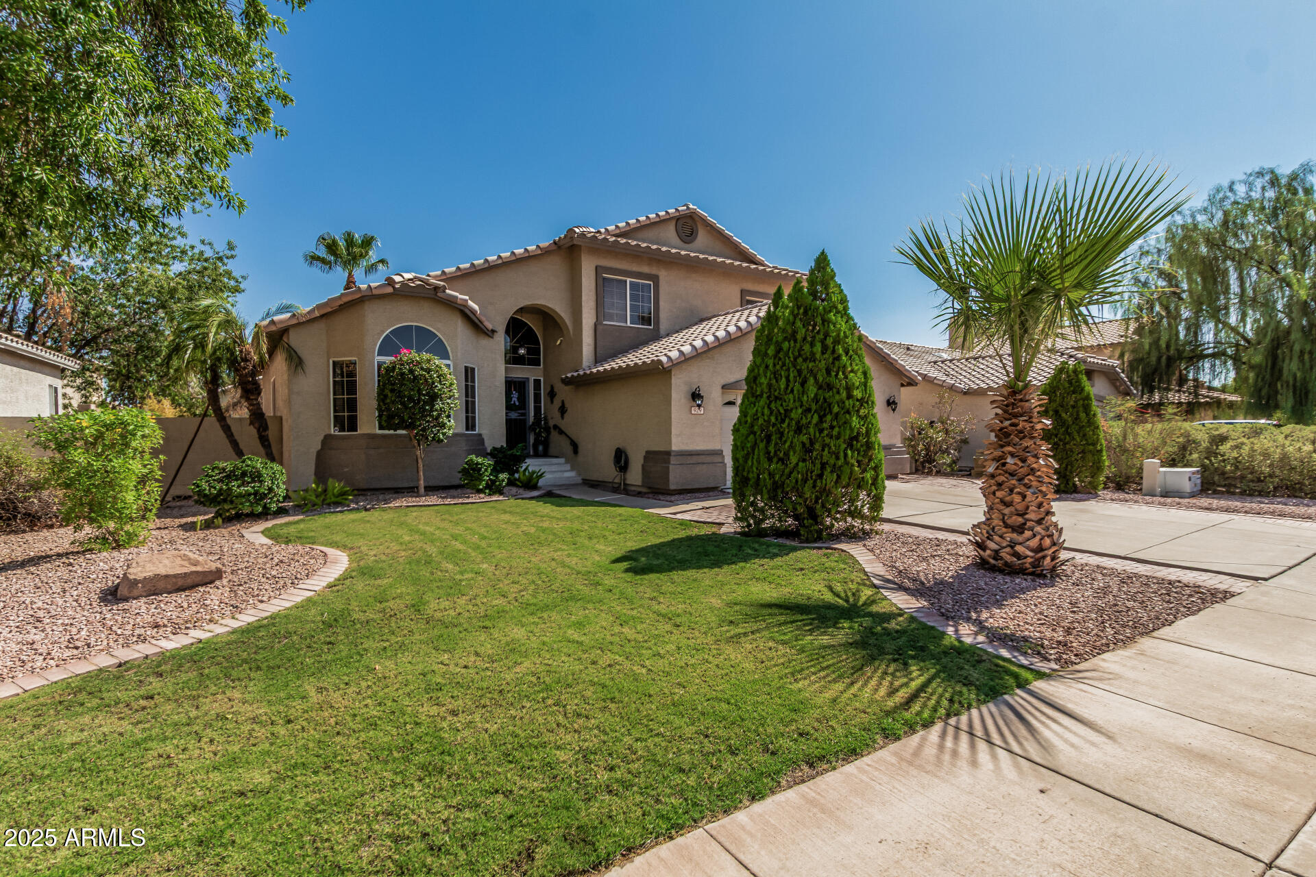 929 W PALO VERDE Street