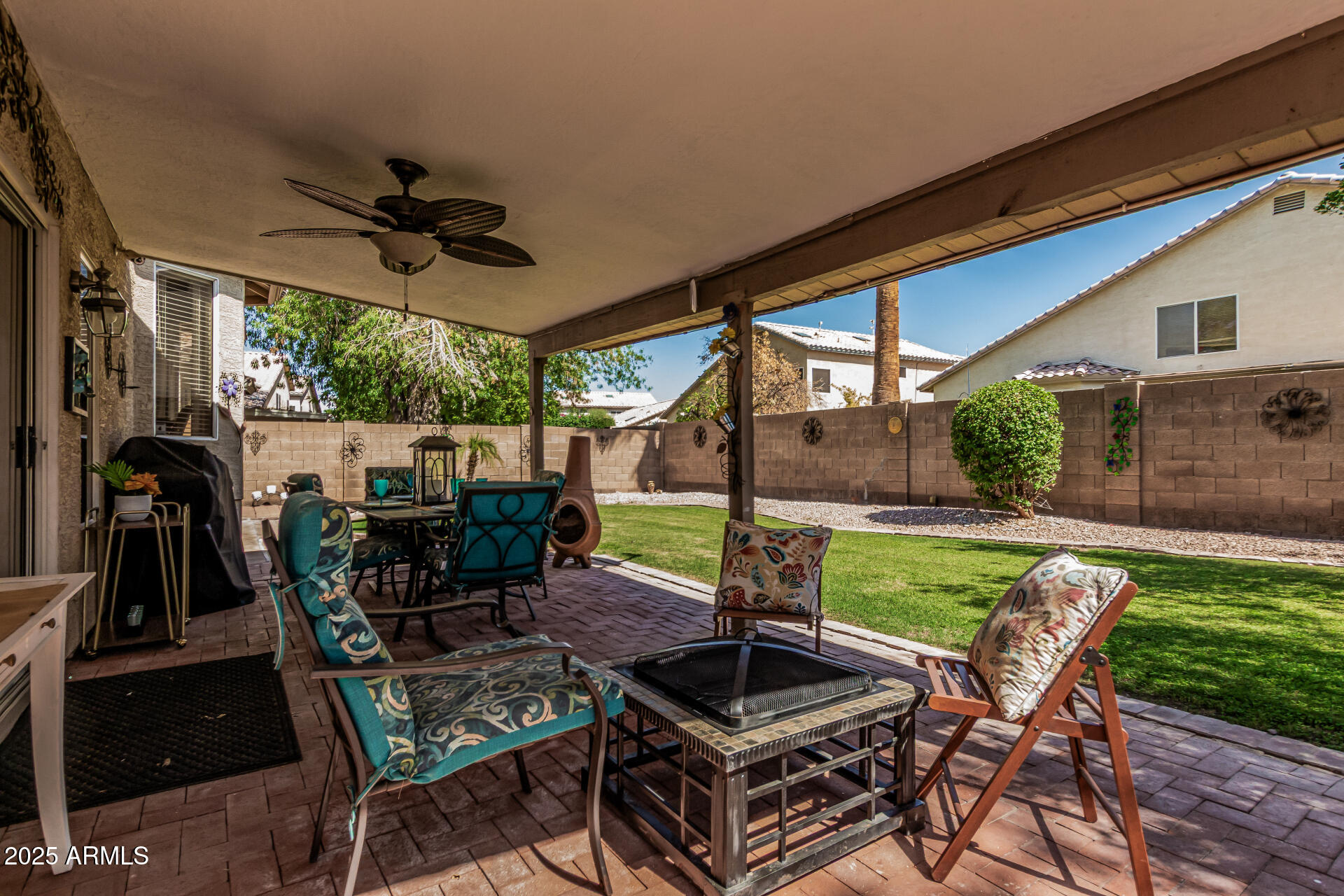 929 W PALO VERDE Street