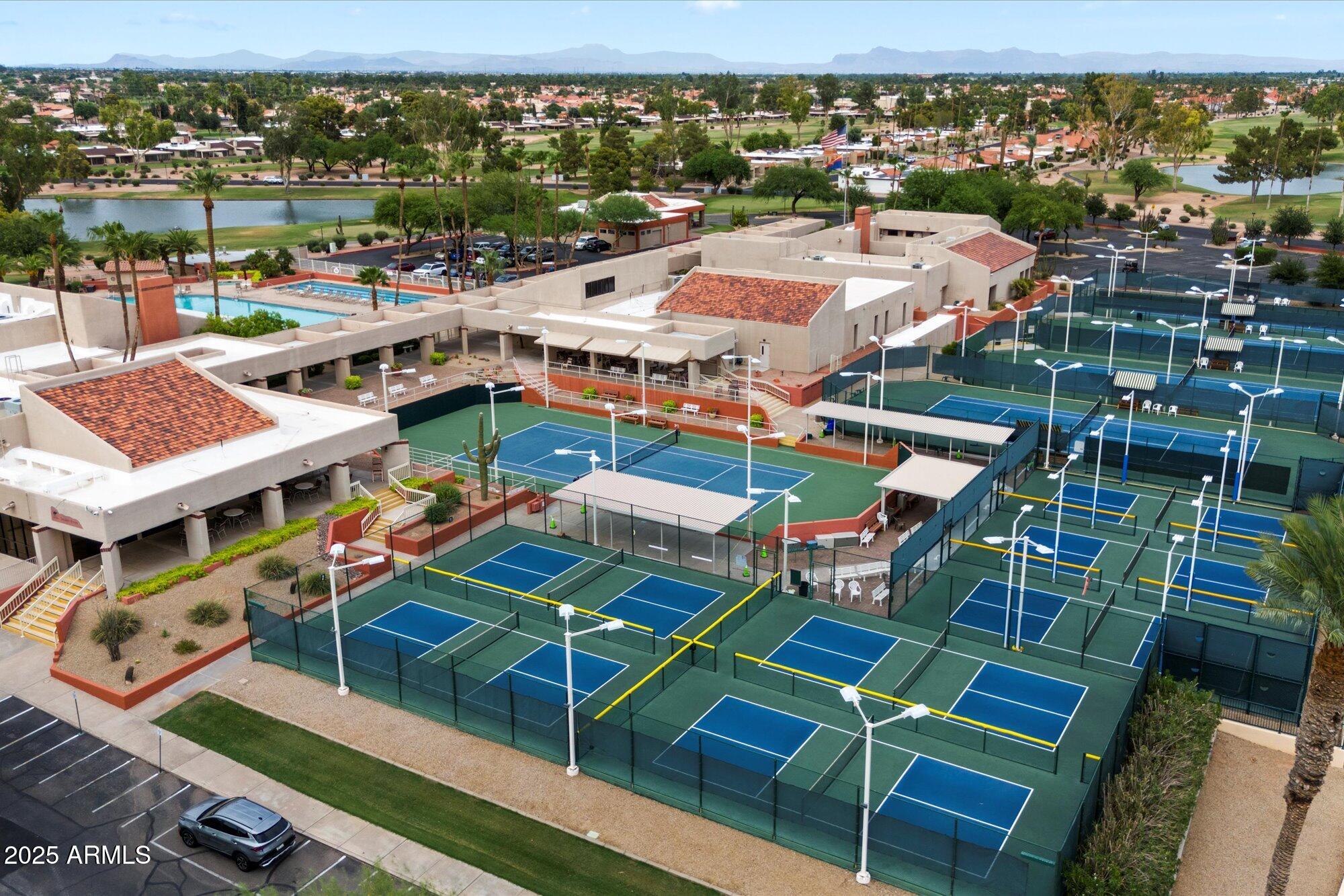 10421 E SILVERTREE Drive