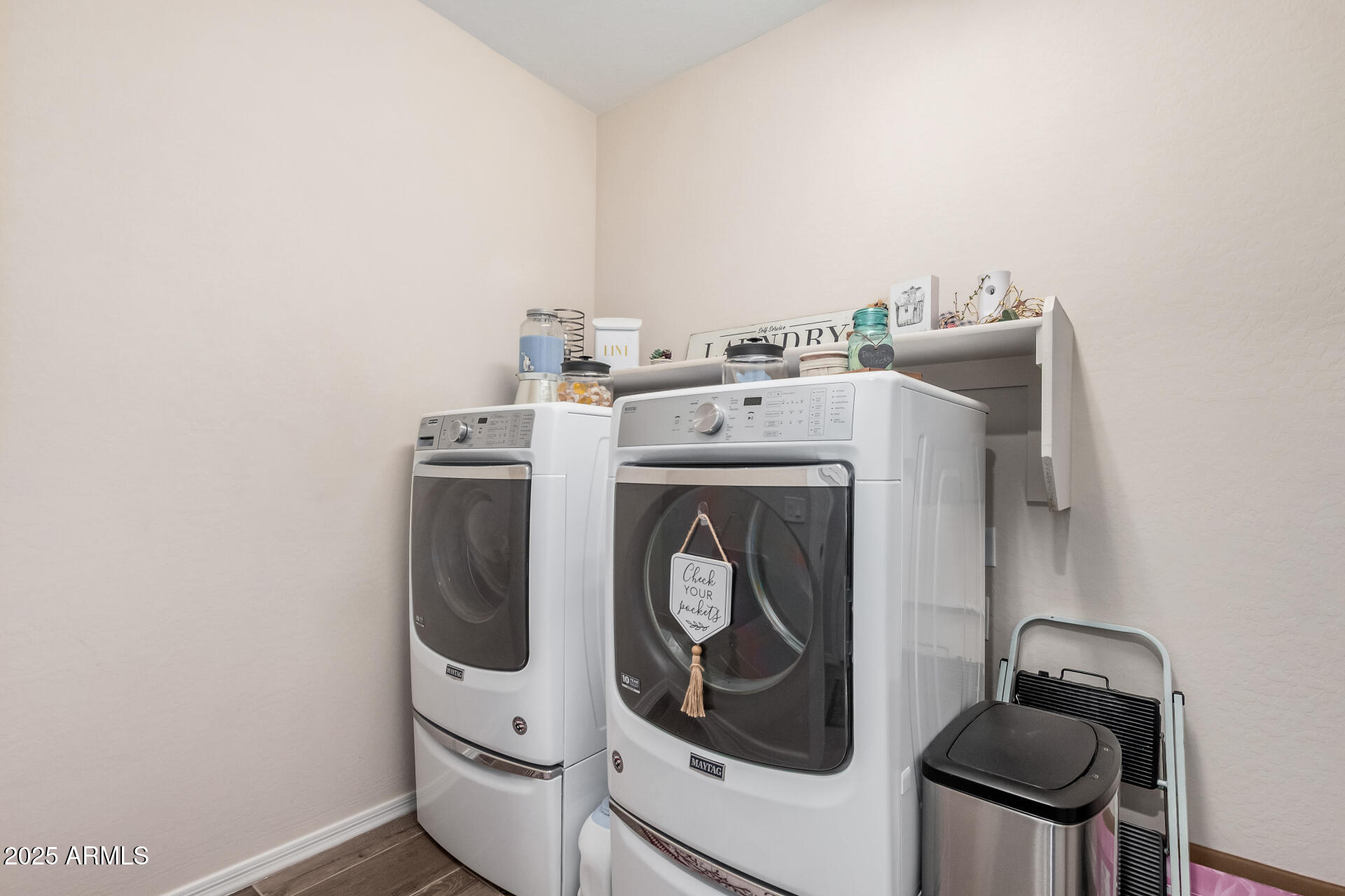 26035 W QUAIL Avenue