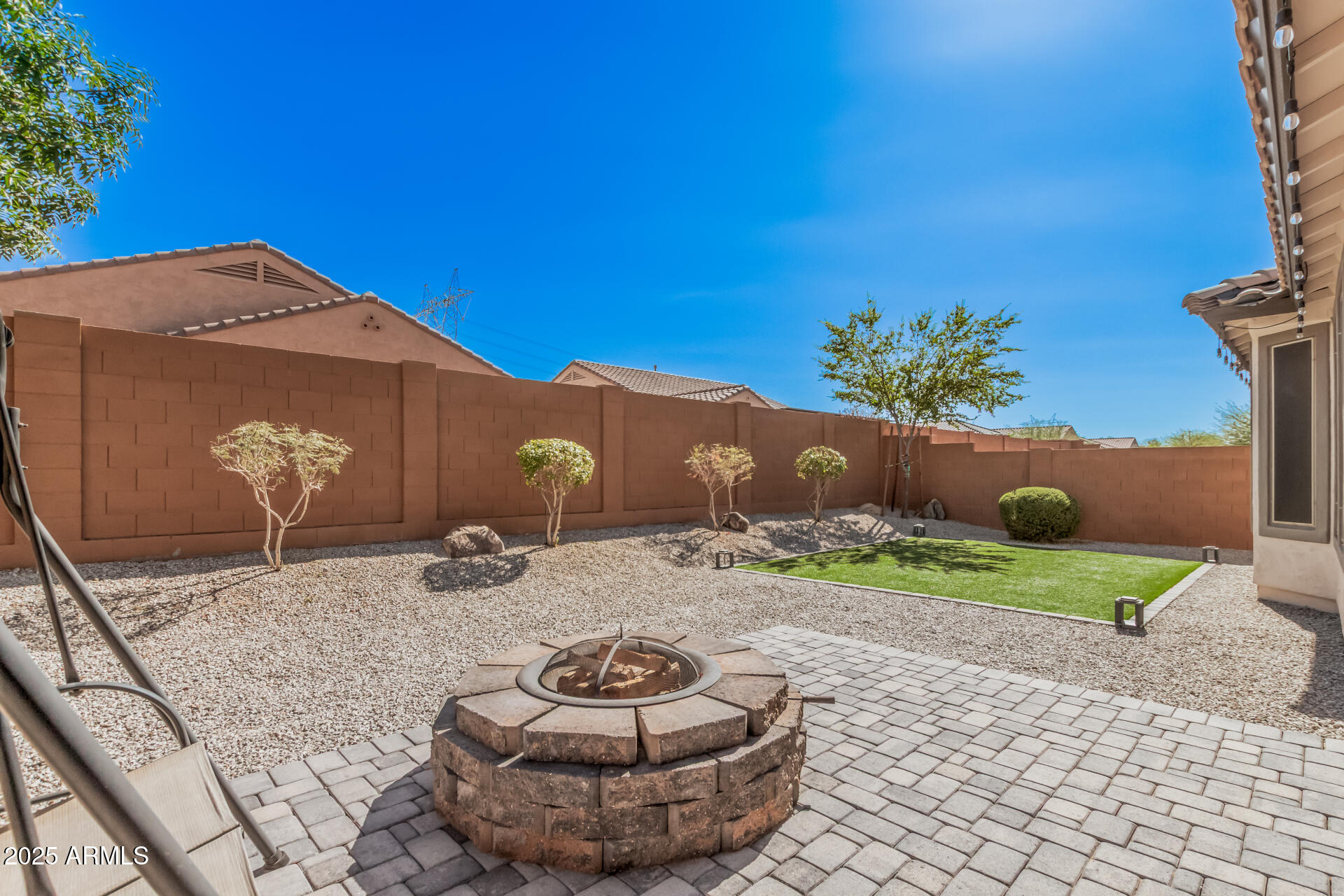 26035 W QUAIL Avenue