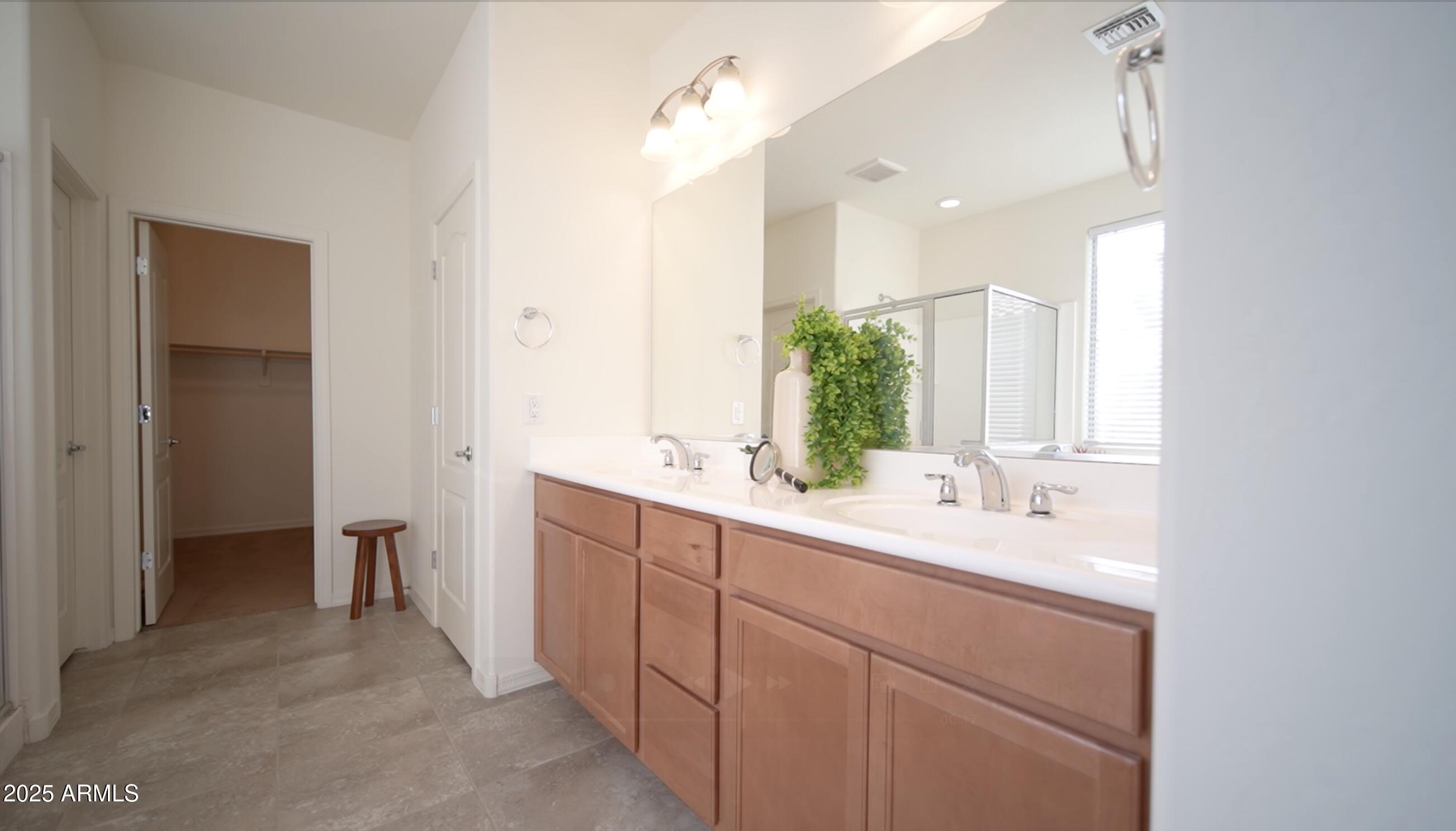 4609 S 122ND Drive S