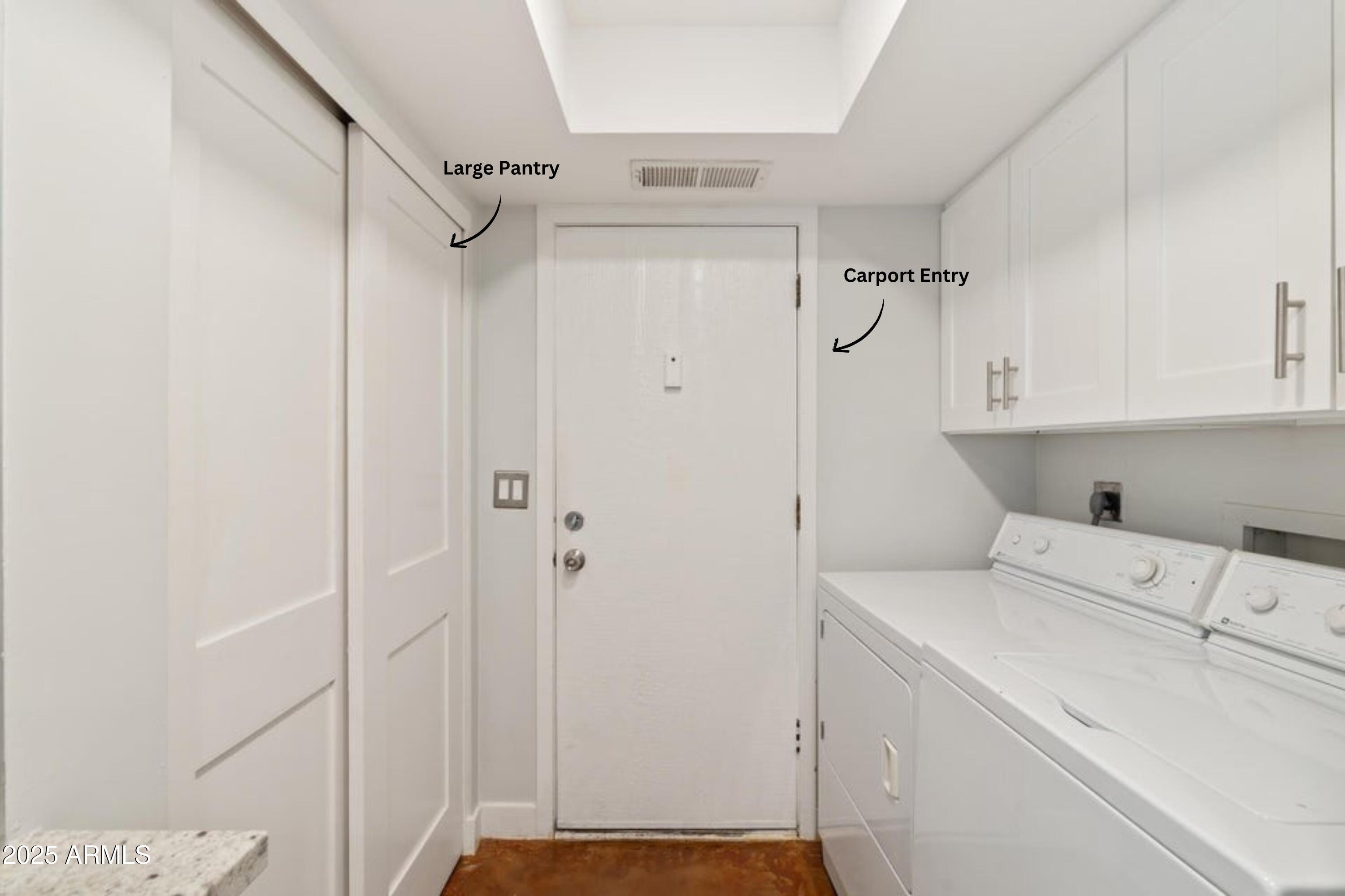 10420 N 11TH Street, 1