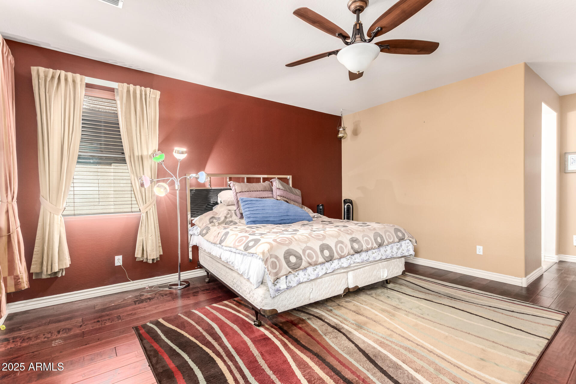 3325 E GRAND CANYON Drive