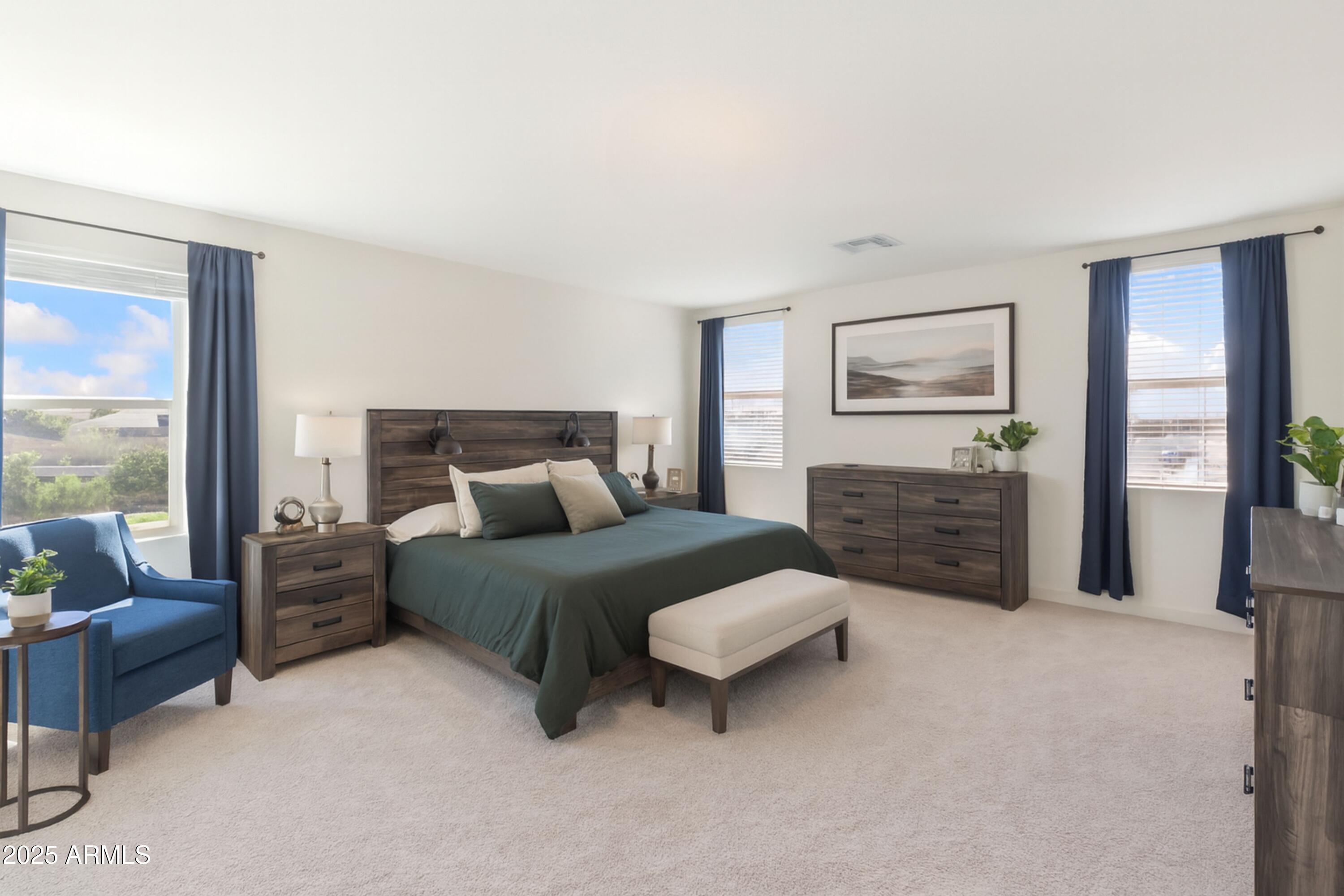 7352 S BRIARWOOD Lane